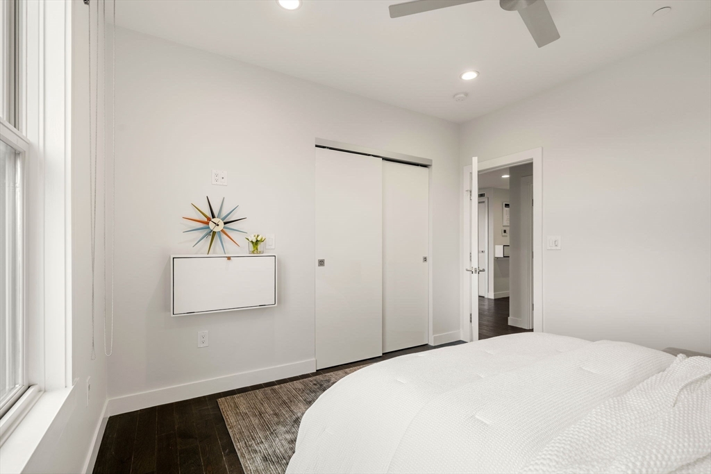 Boston, Massachusetts, 02127, United States, 2 Bedrooms Bedrooms, ,2 BathroomsBathrooms,Residential,For Sale,1999674