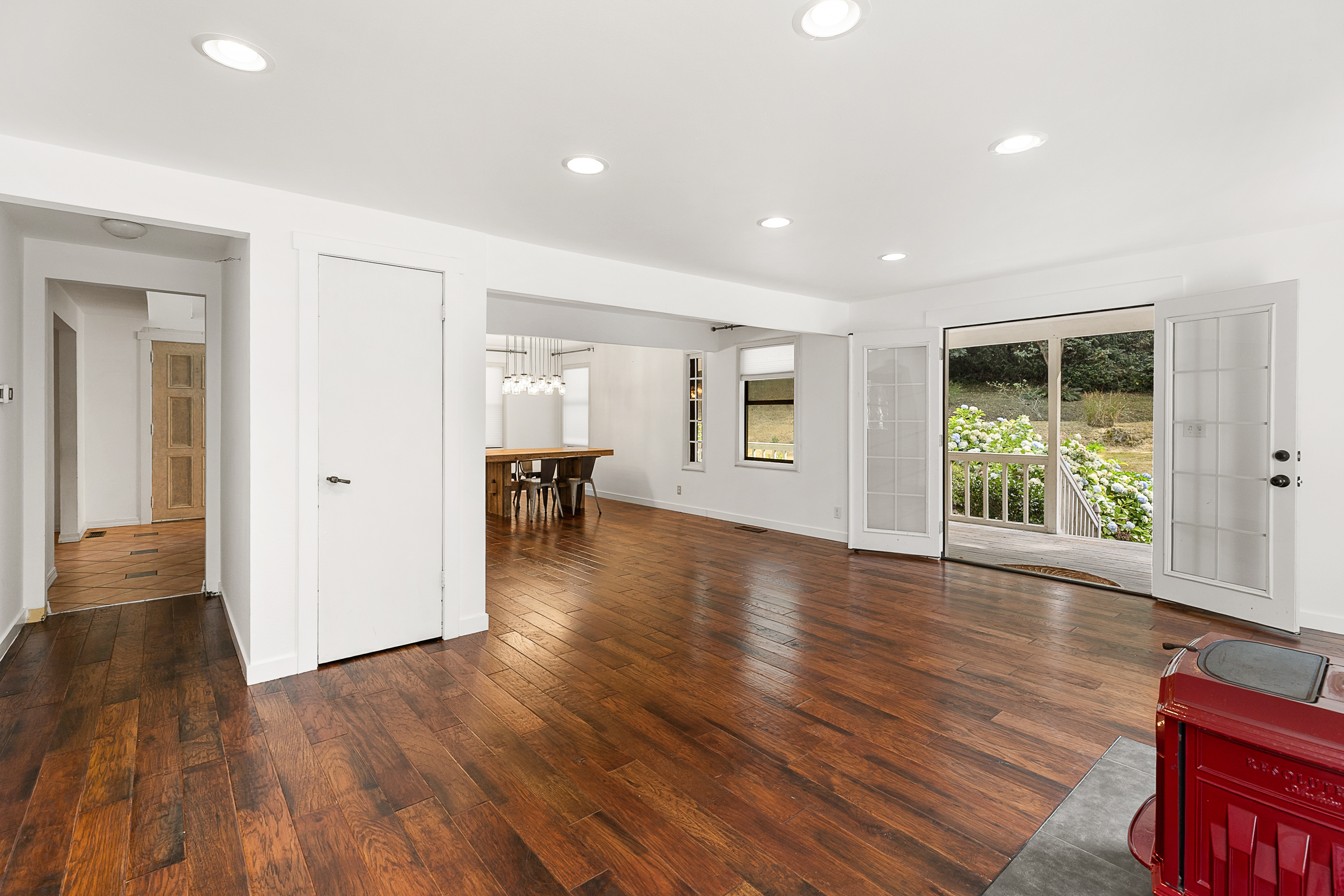  6391 NE Tolo Rd, Bainbridge Island, WA 98110 - 物件實景
