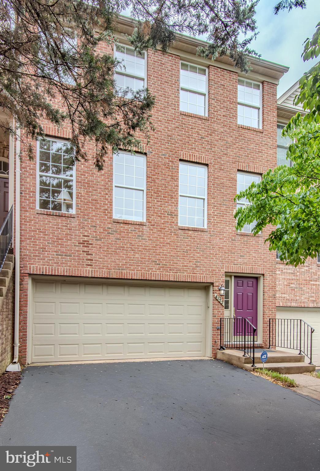Fairfax, Virginia, 22033, United States, 3 Bedrooms Bedrooms, ,4 BathroomsBathrooms,Residential,For Sale,2048066