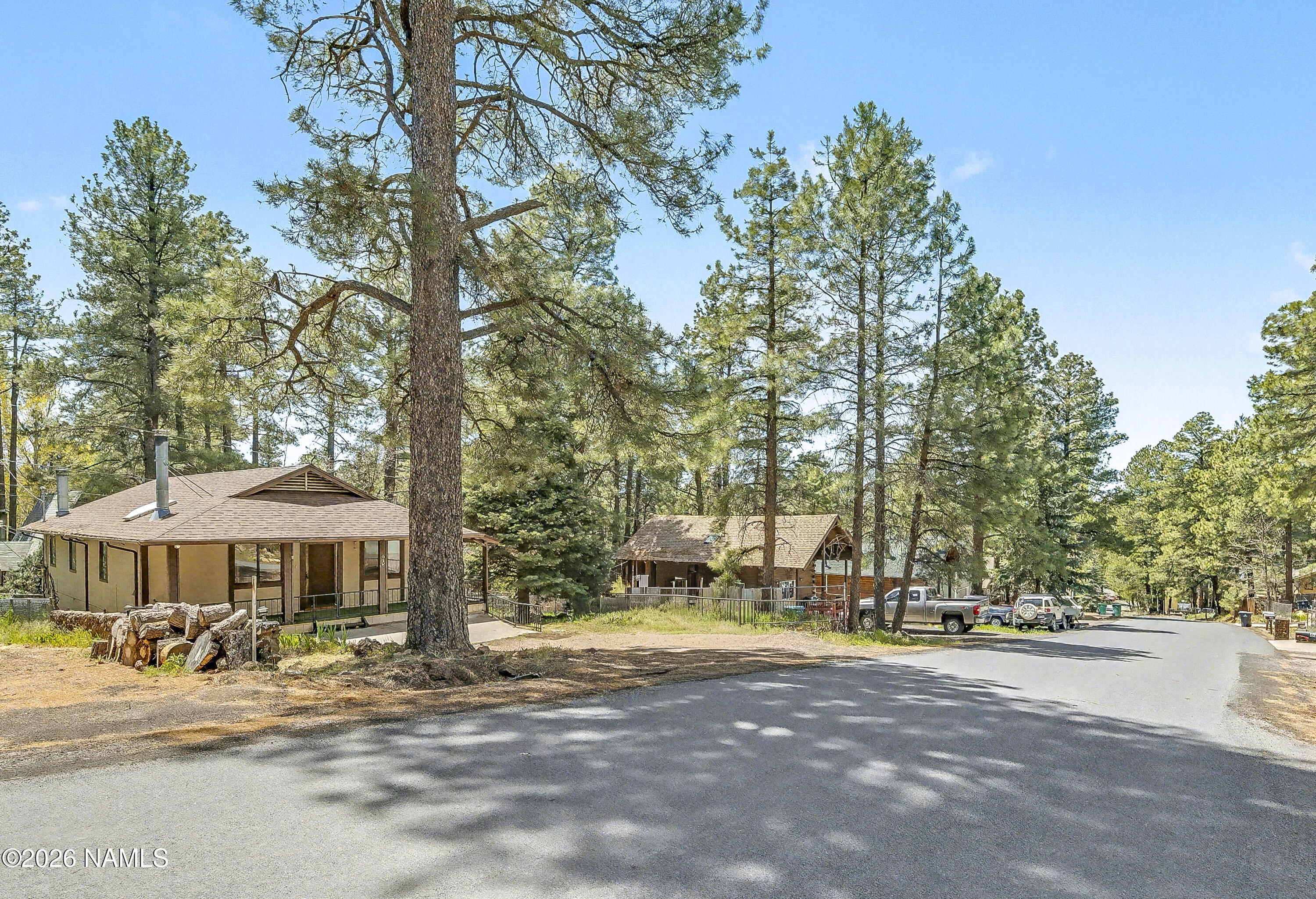  618 Comanche , Flagstaff, AZ 86005 - 物件實景