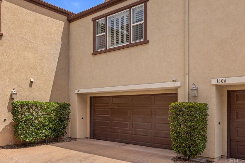 Santee, California, 92071, United States, 3 Bedrooms Bedrooms, ,4 BathroomsBathrooms,Residential,For Sale,1907721