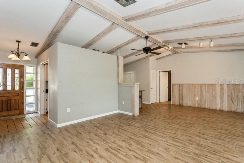 Dunedin, Florida, 34698, United States, 3 Bedrooms Bedrooms, ,2 BathroomsBathrooms,Residential,For Sale,1857306