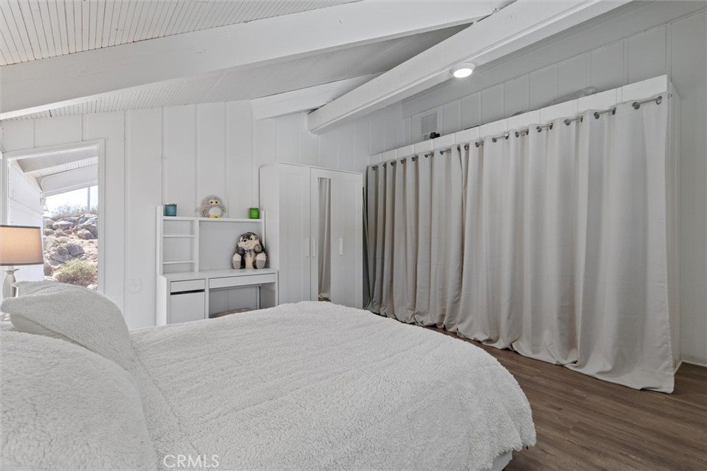 Palmdale, California, 93591, United States, 4 Bedrooms Bedrooms, ,1 BathroomBathrooms,Residential,For Sale,1940534