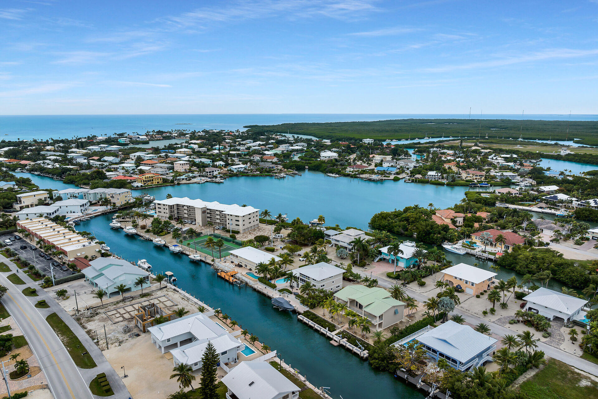 MARATHON, Florida, 33050, United States, 5 Bedrooms Bedrooms, ,3 BathroomsBathrooms,Residential,For Sale,1691478