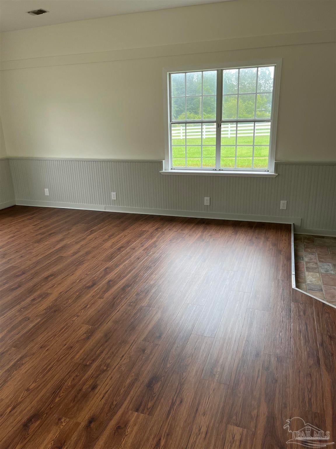 Molino, Florida, 32533, United States, 3 Bedrooms Bedrooms, ,3 BathroomsBathrooms,Residential,For Sale,1915283