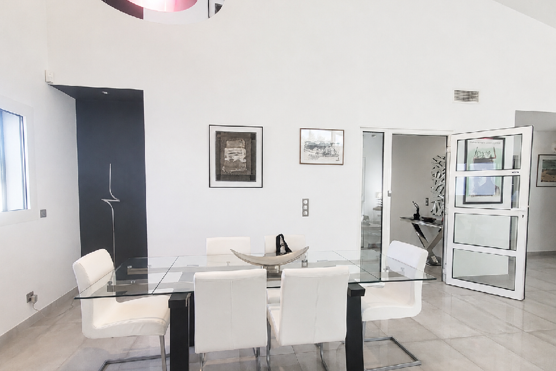  Beautiful property in a sought-after location close to the sea and all amenities - 物件實景