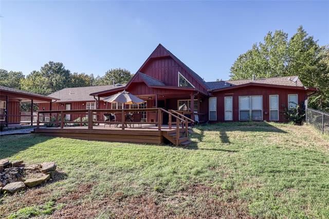 Eufaula, Oklahoma, 74432, United States, 3 Bedrooms Bedrooms, ,3 BathroomsBathrooms,Residential,For Sale,1987326