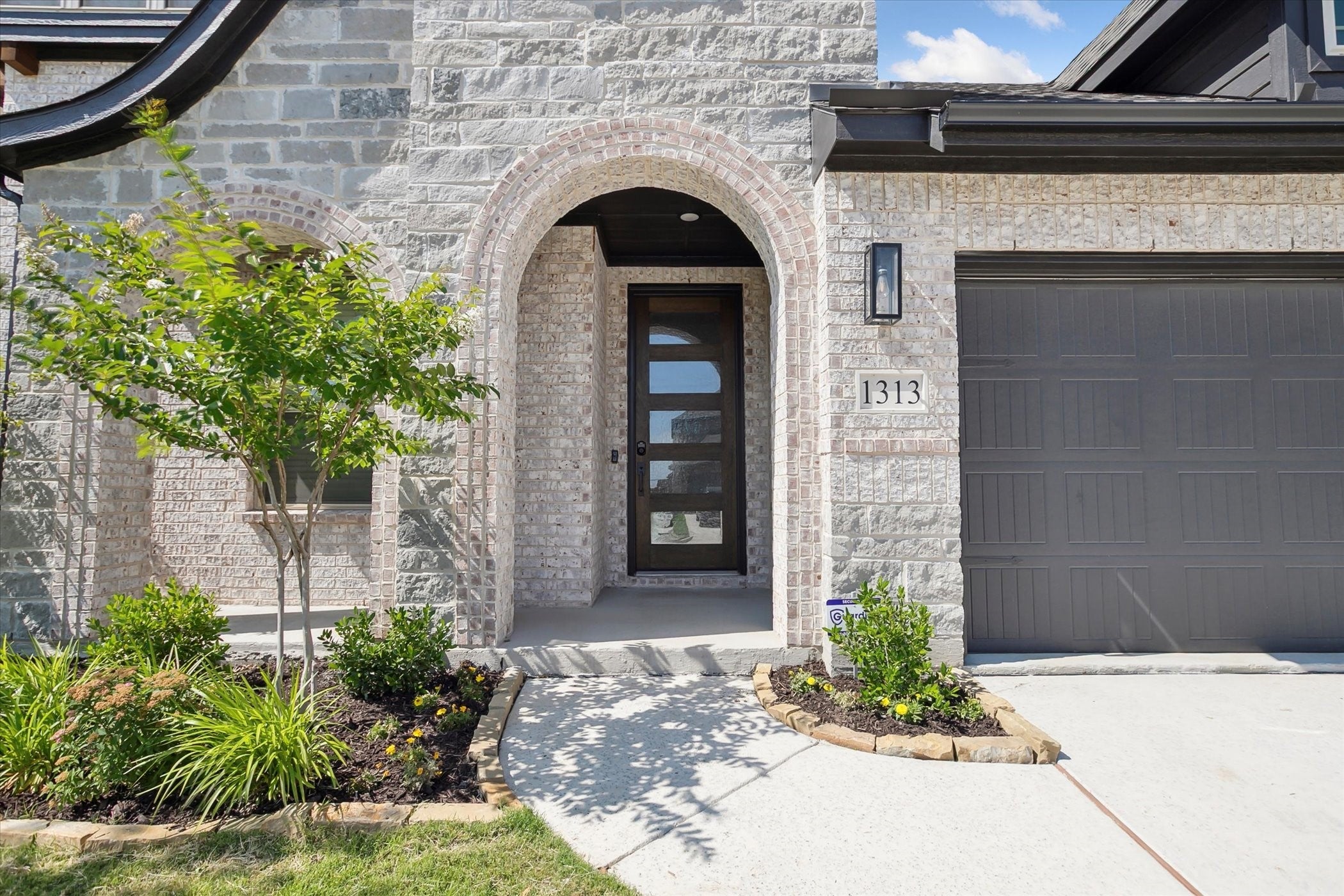 Aubrey, Texas, 76227, United States, 4 Bedrooms Bedrooms, ,3 BathroomsBathrooms,Residential,For Sale,1978632