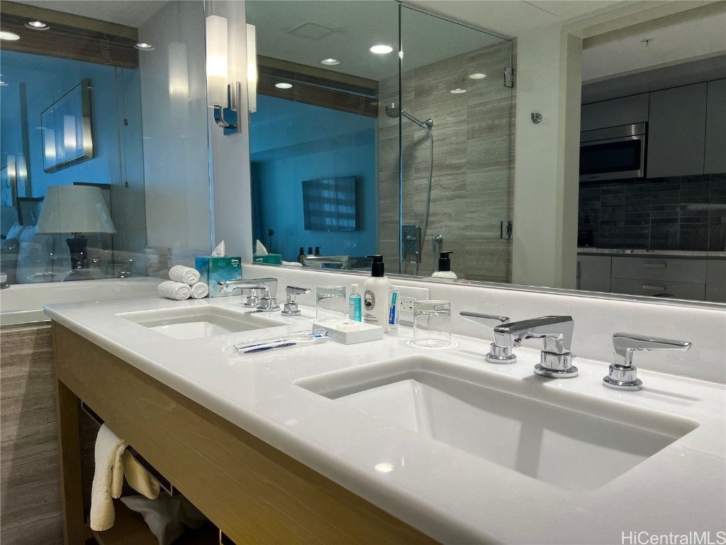 Honolulu, Hawaii, 96815, United States, ,1 BathroomBathrooms,Residential,For Sale,1761074