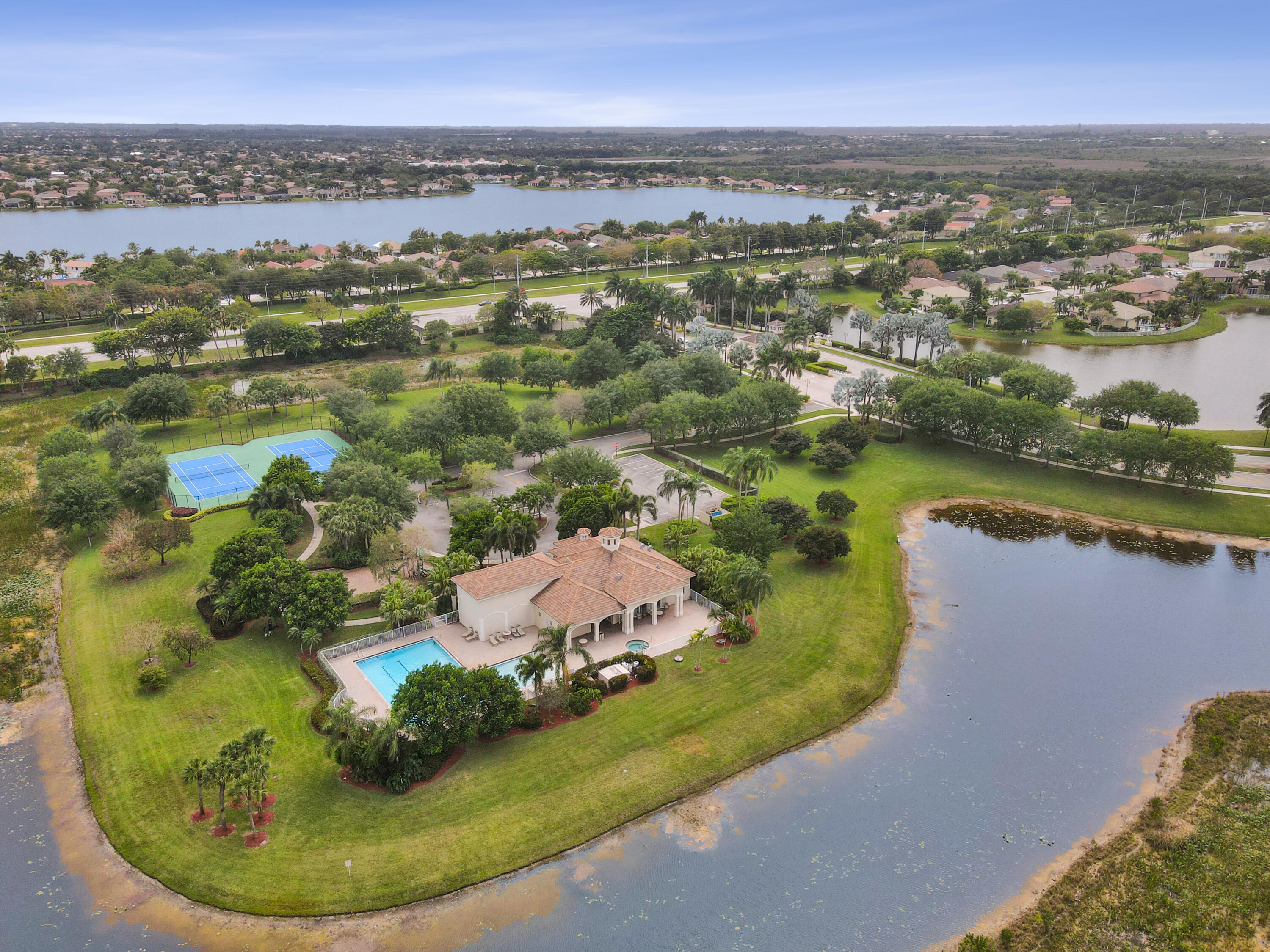 Pembroke Pines, Florida, 33332, United States, 3 Bedrooms Bedrooms, ,2 BathroomsBathrooms,Residential,For Sale,1987784