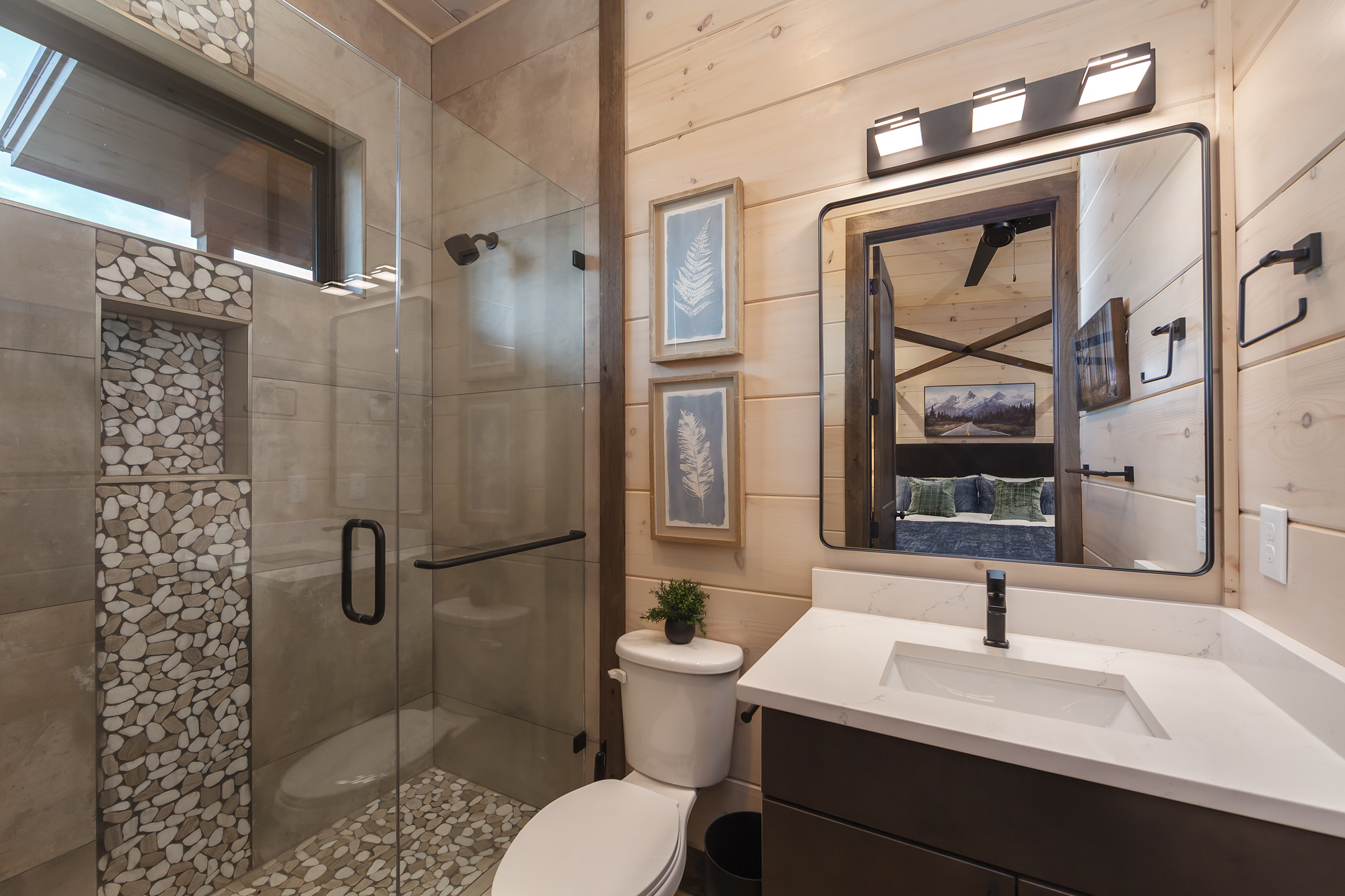 John Sevier, Tennessee, 37876, United States, 6 Bedrooms Bedrooms, ,8 BathroomsBathrooms,Residential,For Sale,2000346