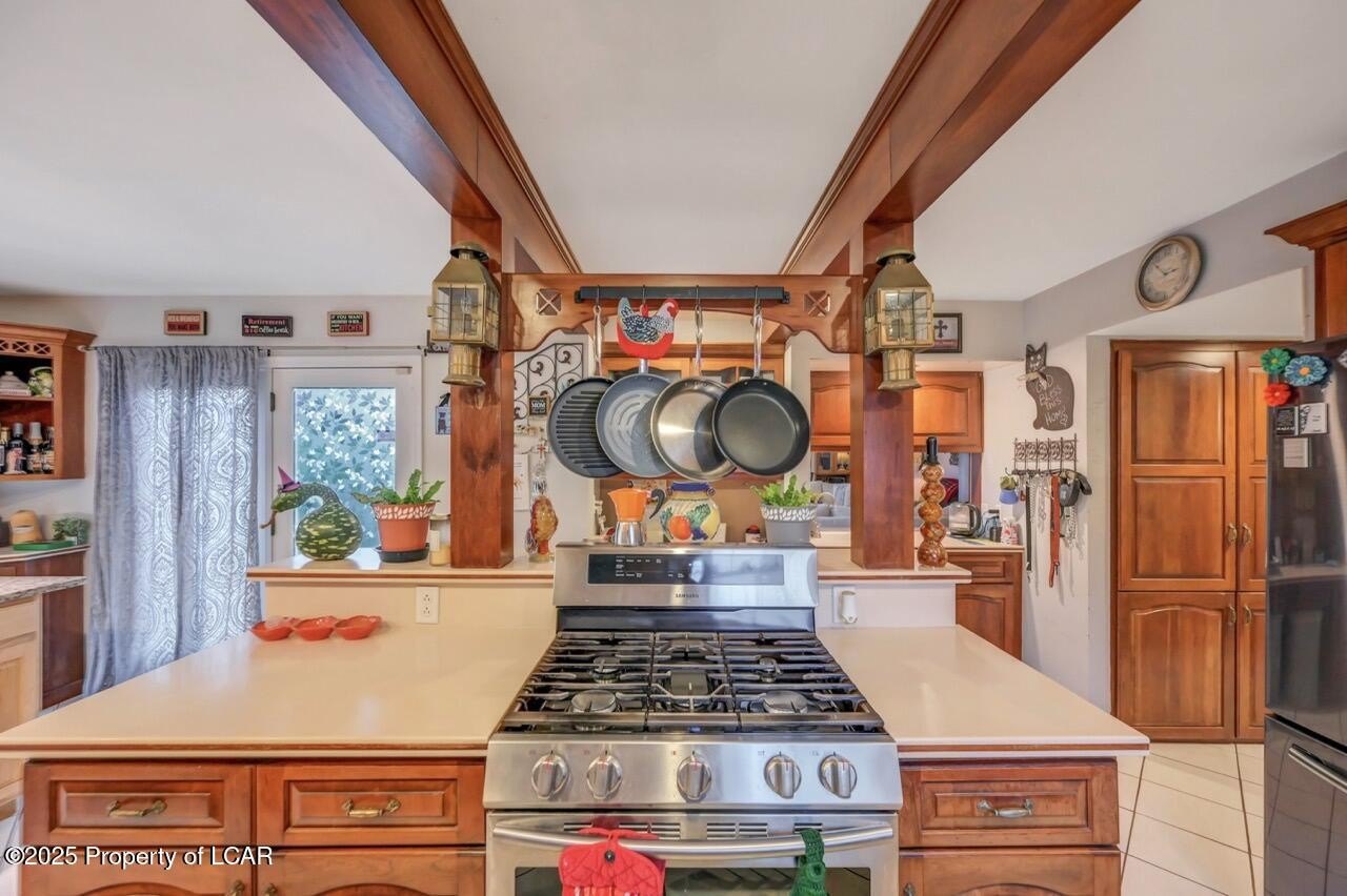 Sugarloaf, Pennsylvania, 18249, United States, 4 Bedrooms Bedrooms, ,3 BathroomsBathrooms,Residential,For Sale,1996756