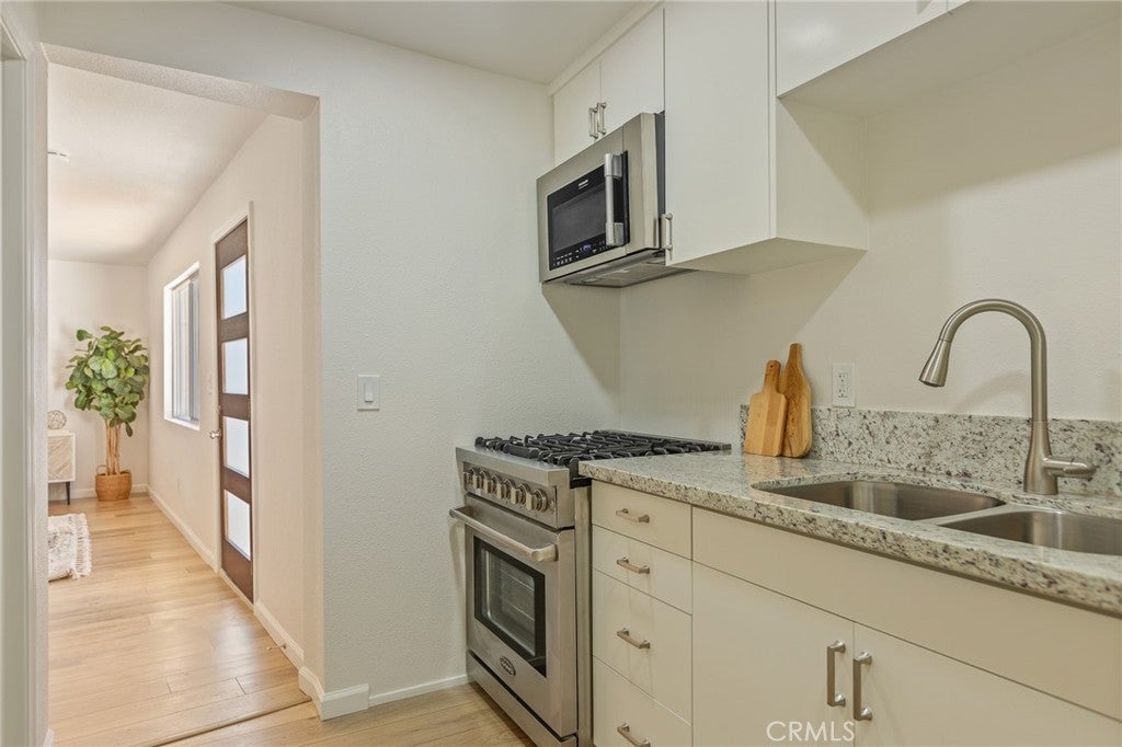 Redlands, California, 92373, United States, 4 Bedrooms Bedrooms, ,4 BathroomsBathrooms,Residential,For Sale,1900605
