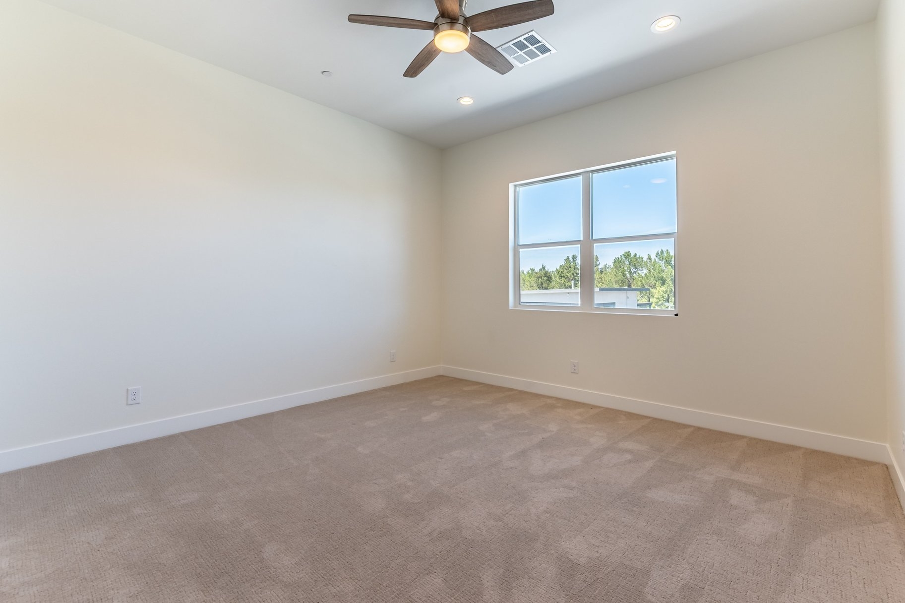  New to Market - 物件實景