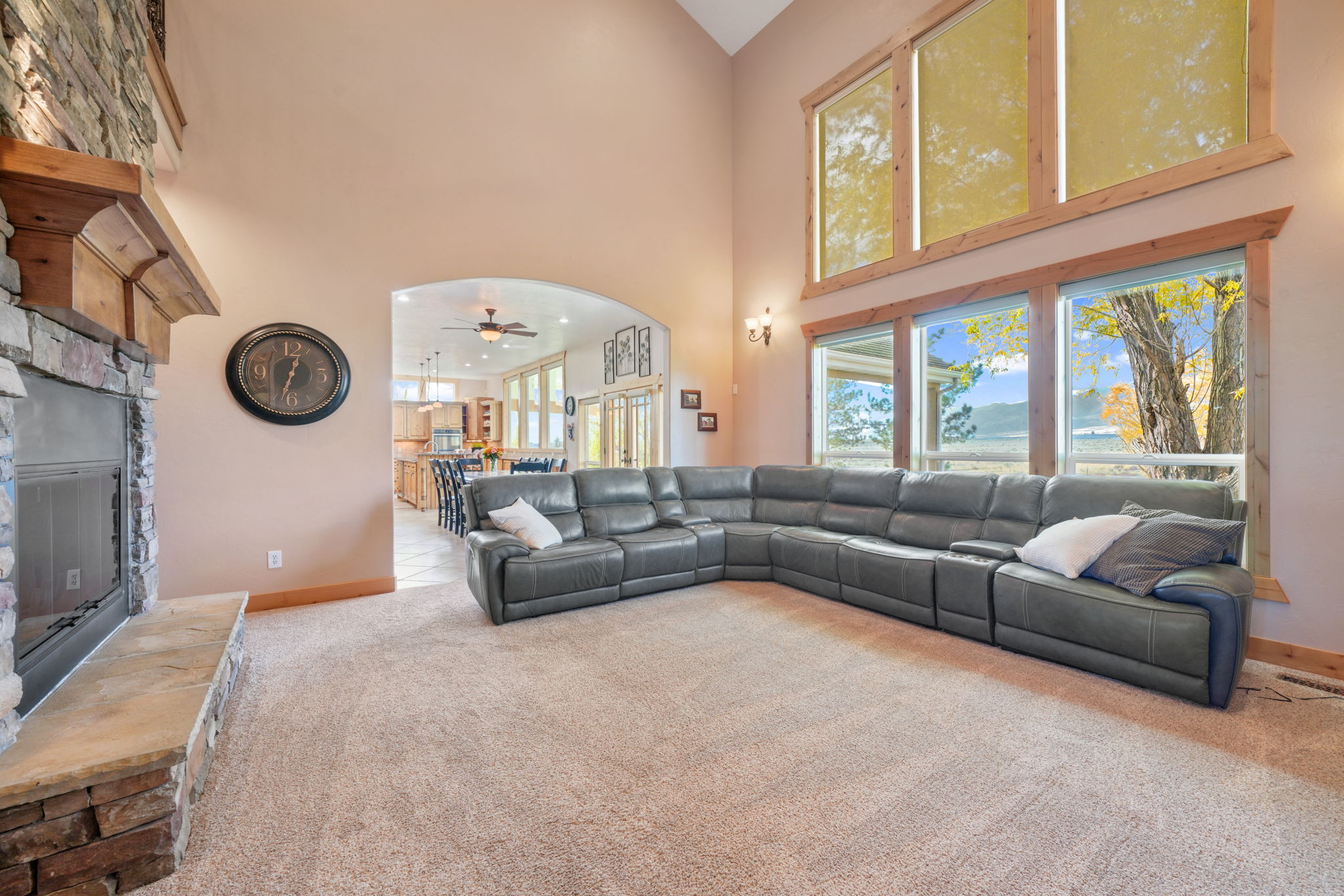 Eagle Mountain, Utah, 84005, United States, 6 Bedrooms Bedrooms, ,5 BathroomsBathrooms,Residential,For Sale,1990791