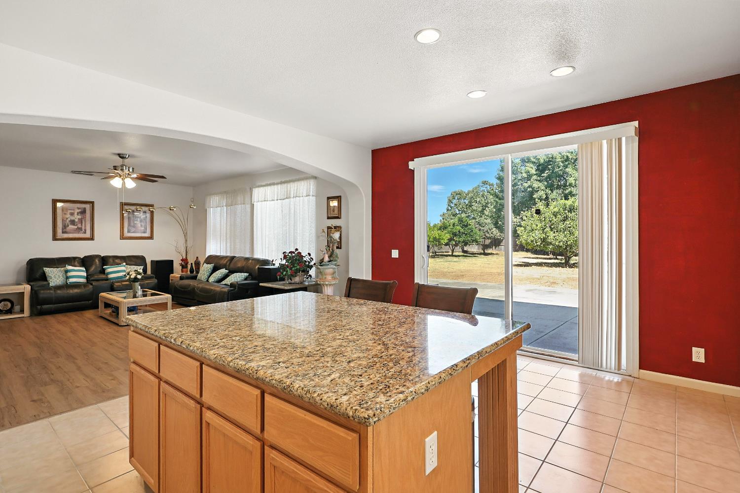 Chowchilla, California, 93610, United States, 4 Bedrooms Bedrooms, ,3 BathroomsBathrooms,Residential,For Sale,1921259