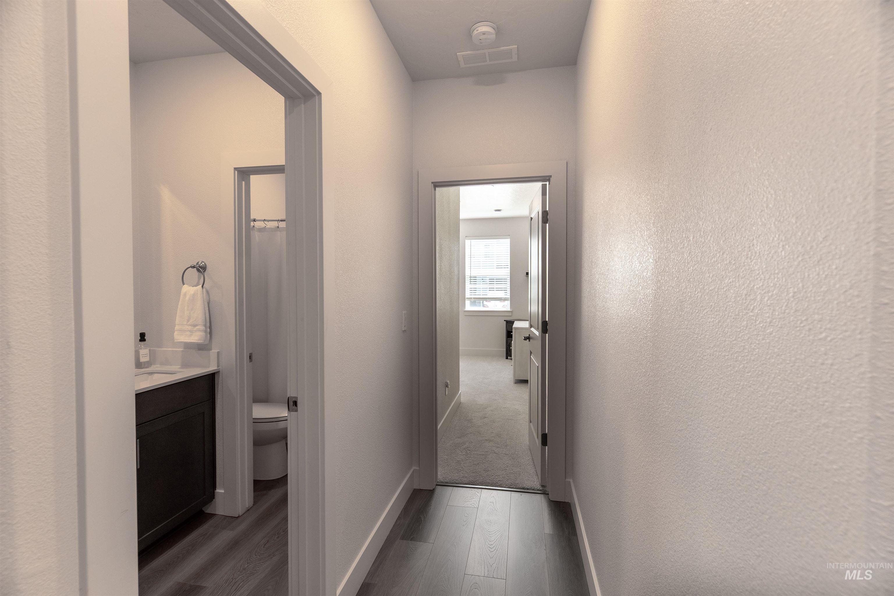 Meridian, Idaho, 83642, United States, 3 Bedrooms Bedrooms, ,Residential,For Sale,1896204