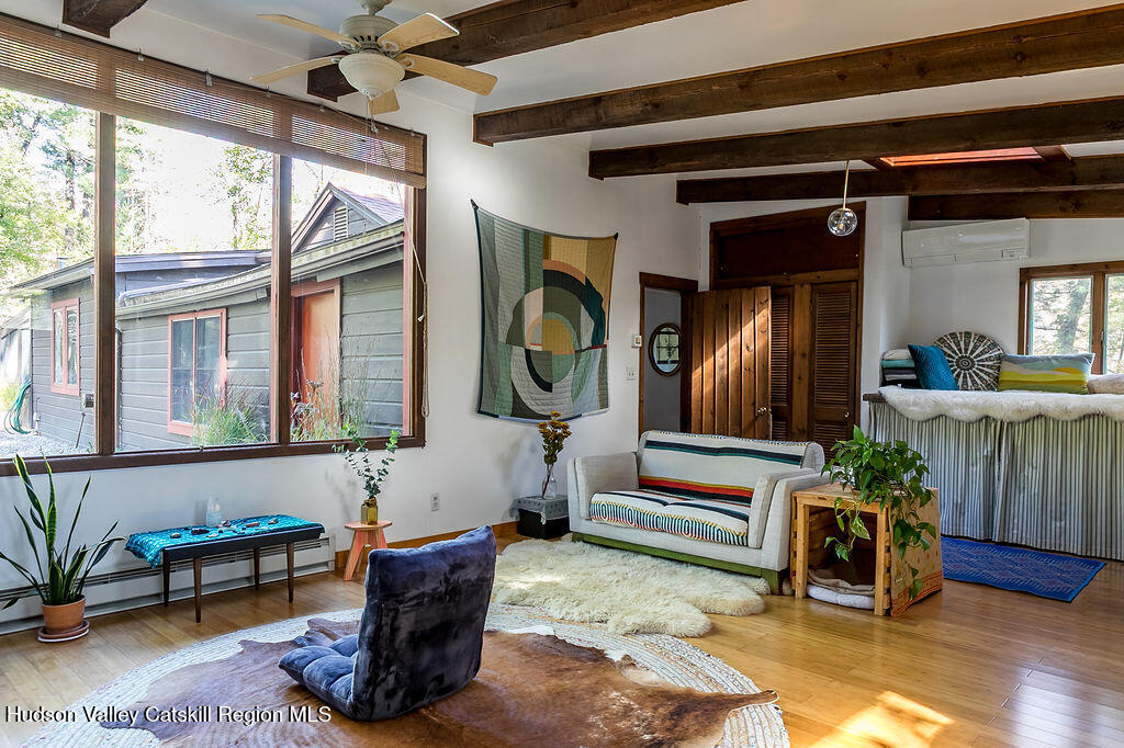 Woodstock, New York, 12498, United States, 2 Bedrooms Bedrooms, ,3 BathroomsBathrooms,Residential,For Sale,1965588