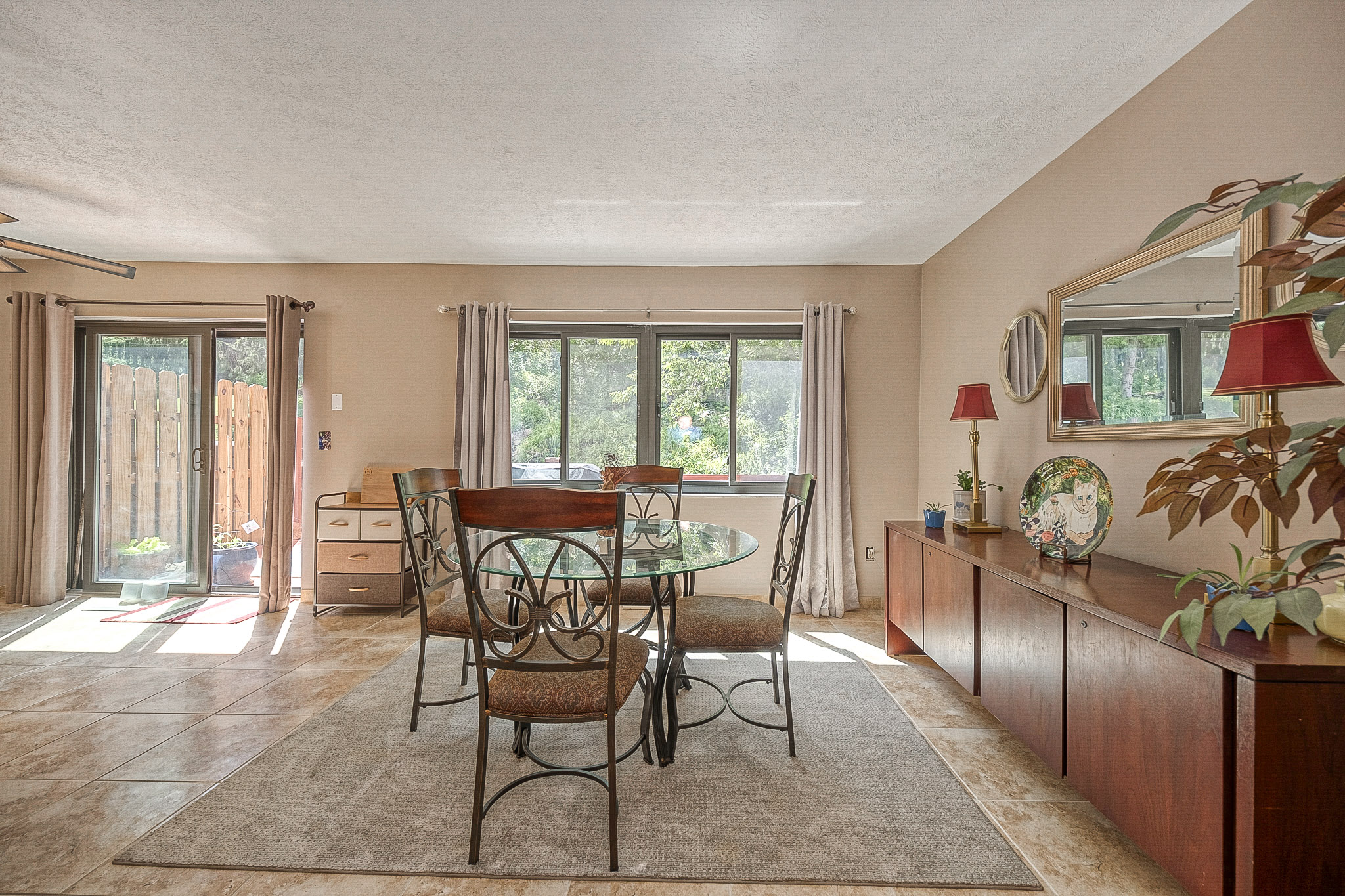  205 Springwater Court, Moon Township, PA 15108 - 物件實景