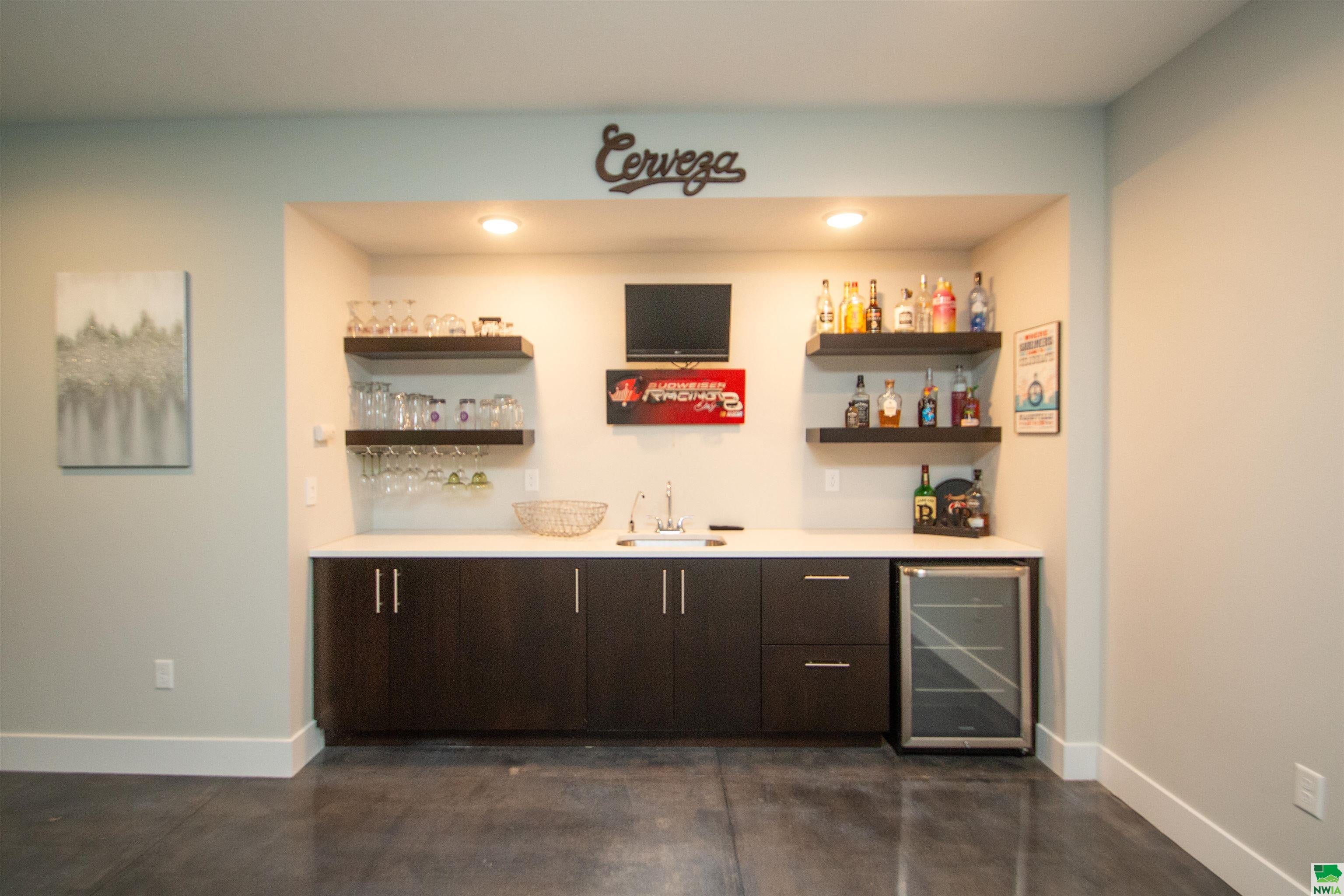 Dakota Dunes, South Dakota, 57049, United States, 3 Bedrooms Bedrooms, ,3 BathroomsBathrooms,Residential,For Sale,1984312