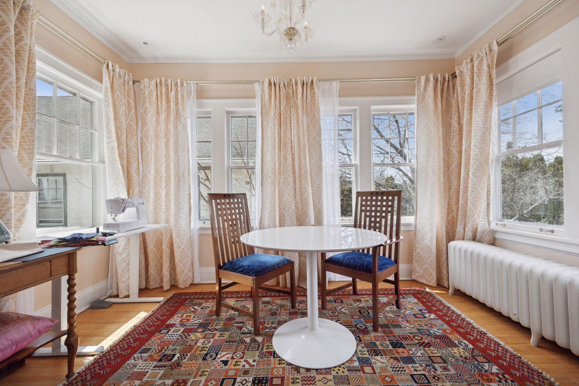 Saint Paul, Minnesota, 55105, United States, 5 Bedrooms Bedrooms, ,3 BathroomsBathrooms,Residential,For Sale,1767572