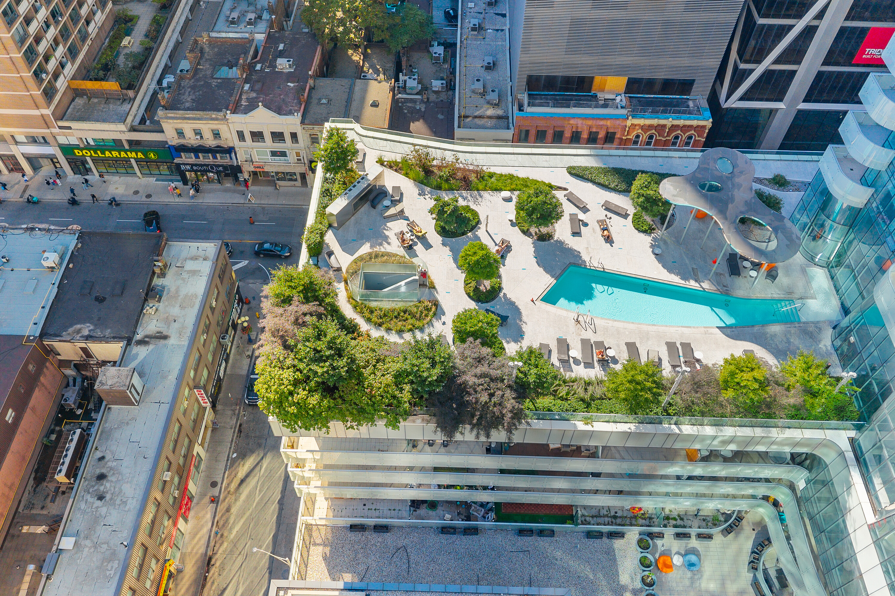  One Bloor - 物件實景