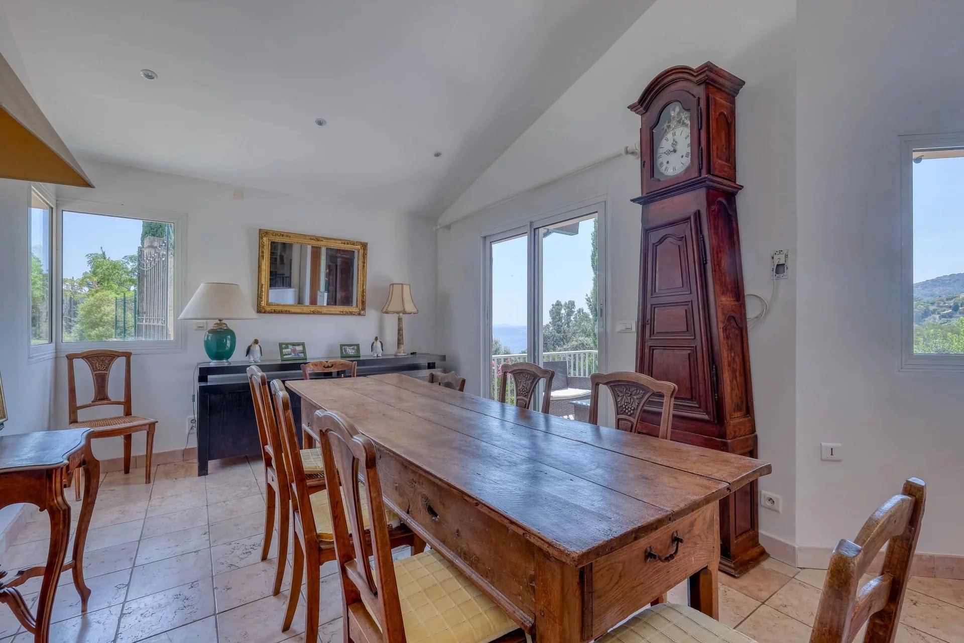 Rayol-Canadel-sur-Mer, Provence-Alpes-Côte d’Azur, 83820, FR, 6 Bedrooms Bedrooms, ,5 BathroomsBathrooms,Residential,For Sale,1827681