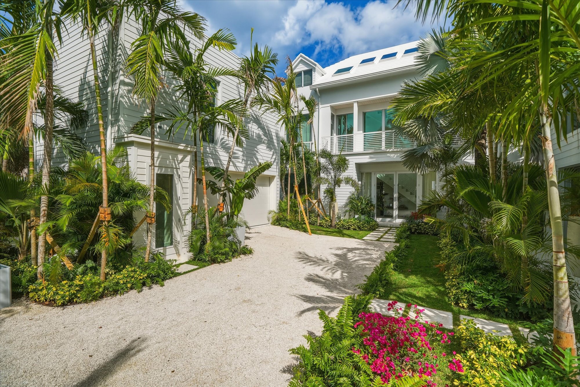  Canal-front Estate - 物件實景