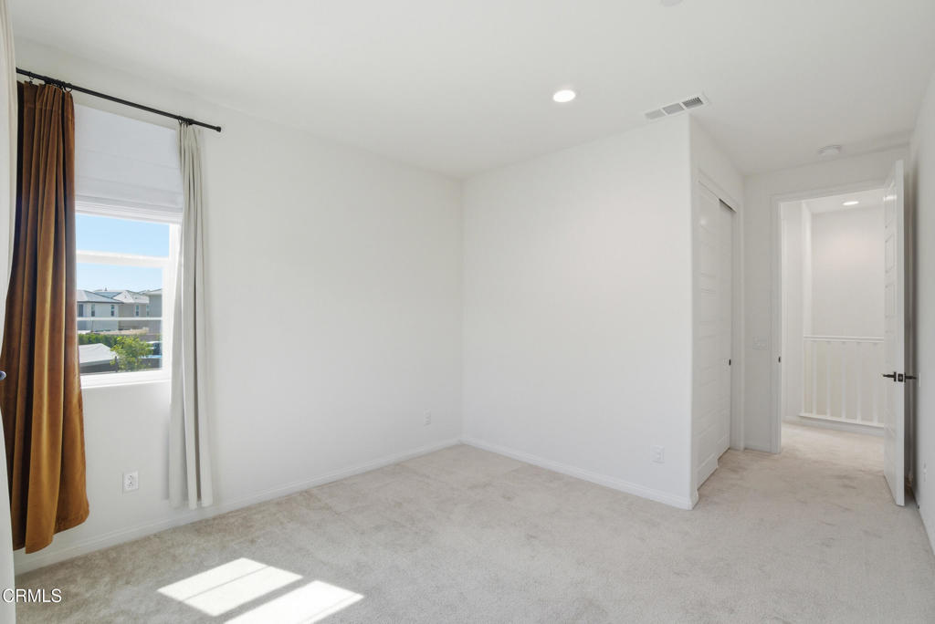 Santa Paula, California, 93060, United States, 4 Bedrooms Bedrooms, ,3 BathroomsBathrooms,Residential,For Sale,2036590