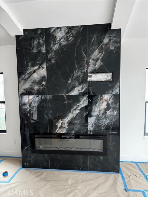 Los Angeles, California, 90043, United States, 4 Bedrooms Bedrooms, ,3 BathroomsBathrooms,Residential,For Sale,1975059