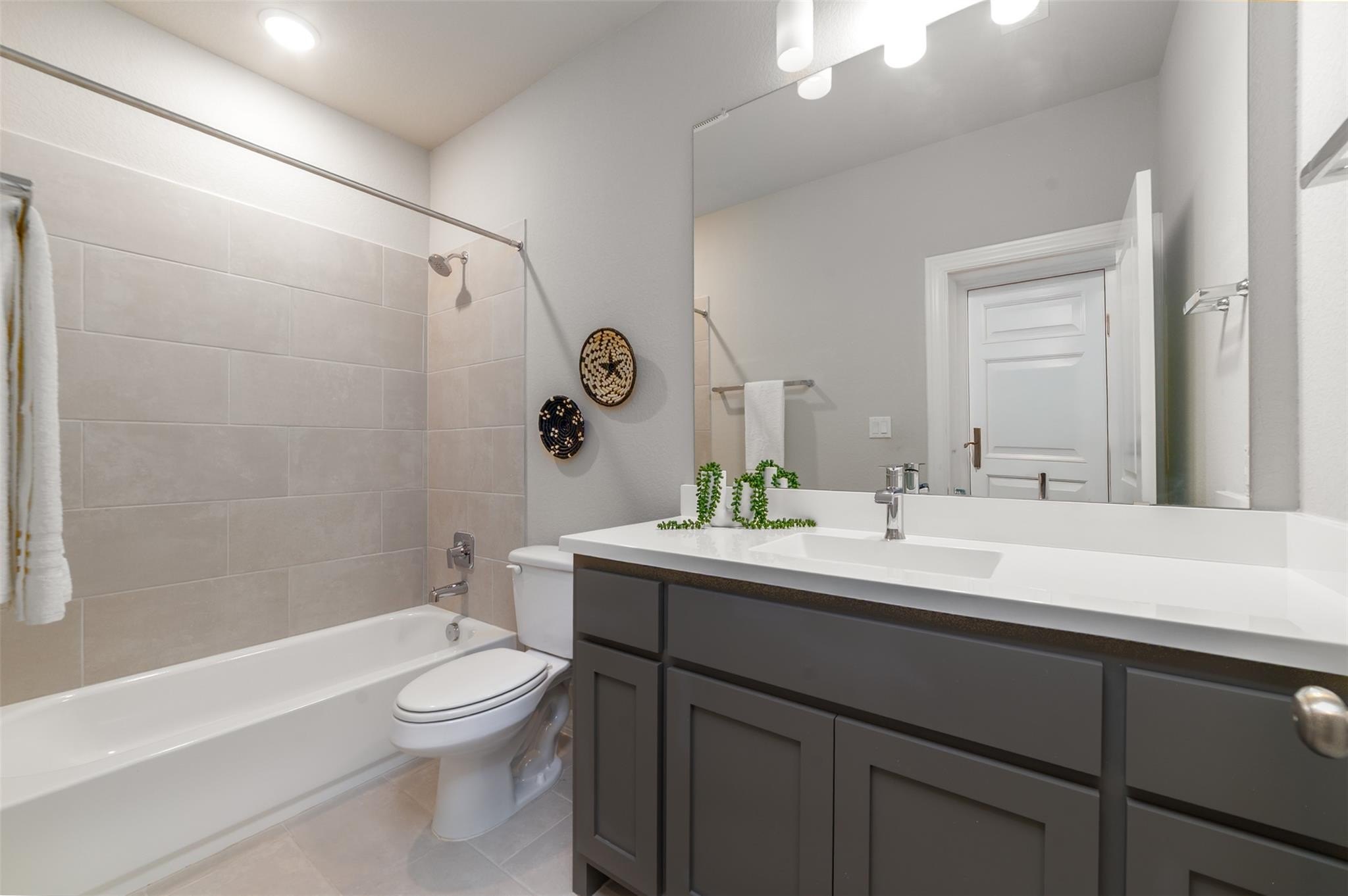 Georgetown, Texas, 78628, United States, 4 Bedrooms Bedrooms, ,3 BathroomsBathrooms,Residential,For Sale,1984409