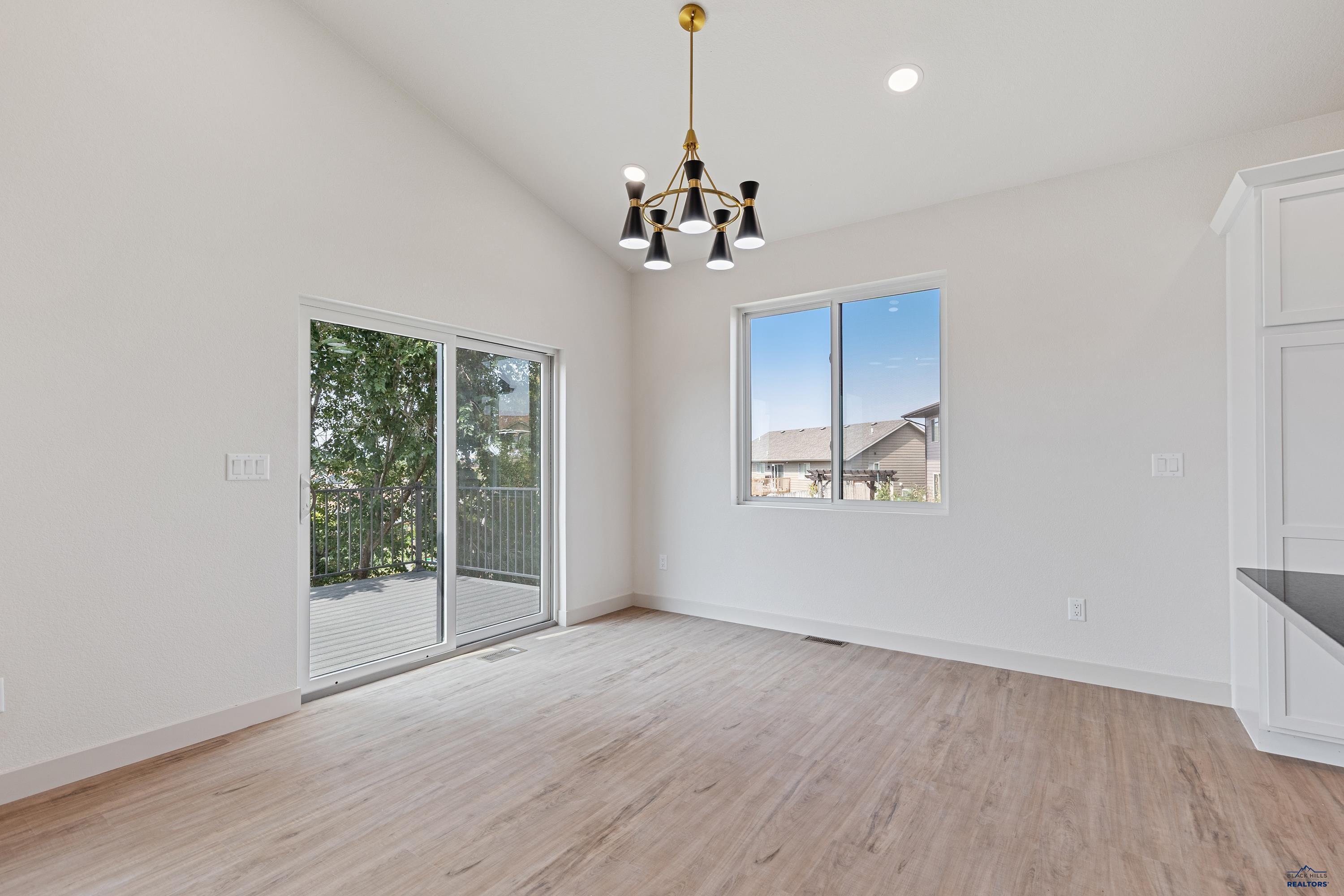 Rapid City, South Dakota, 57703, United States, 4 Bedrooms Bedrooms, ,3 BathroomsBathrooms,Residential,For Sale,1947001