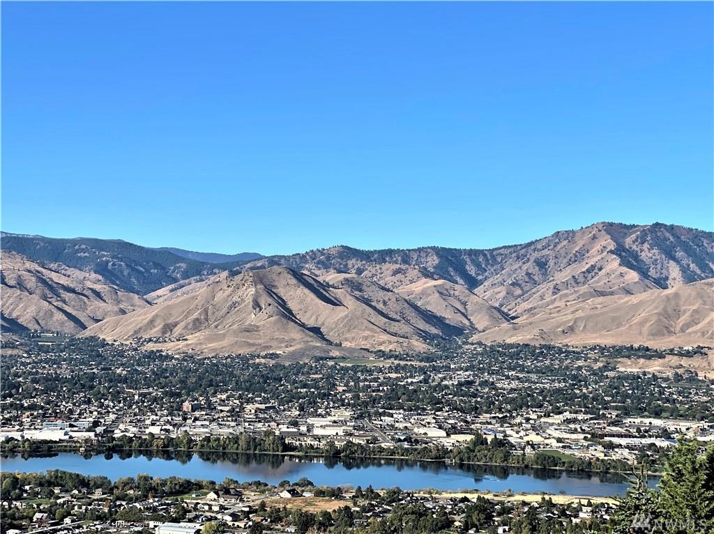 2467 Twin Peaks View, East Wenatchee, Washington, 98802, United States, 4 Bedrooms Bedrooms, ,3 BathroomsBathrooms,Residential,For Sale,2467 Twin Peaks View,1435324