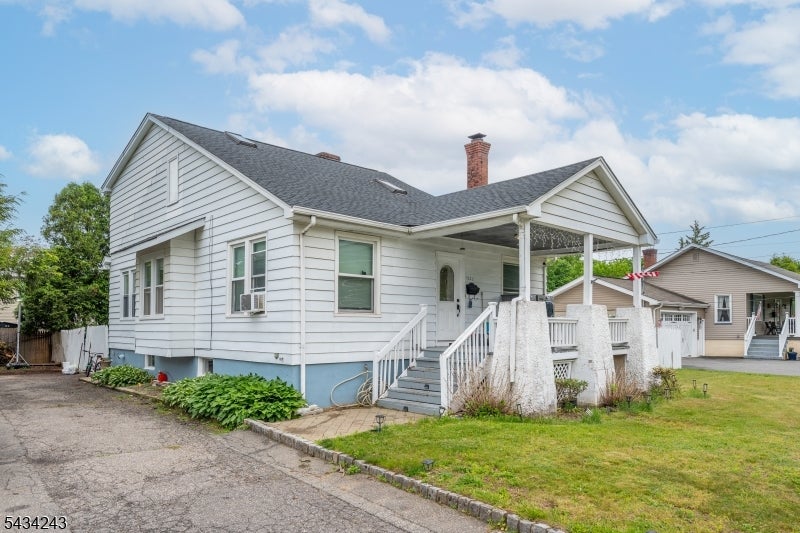 Wanaque Boro, New Jersey, 07420, United States, 4 Bedrooms Bedrooms, ,2 BathroomsBathrooms,Residential,For Sale,2049267