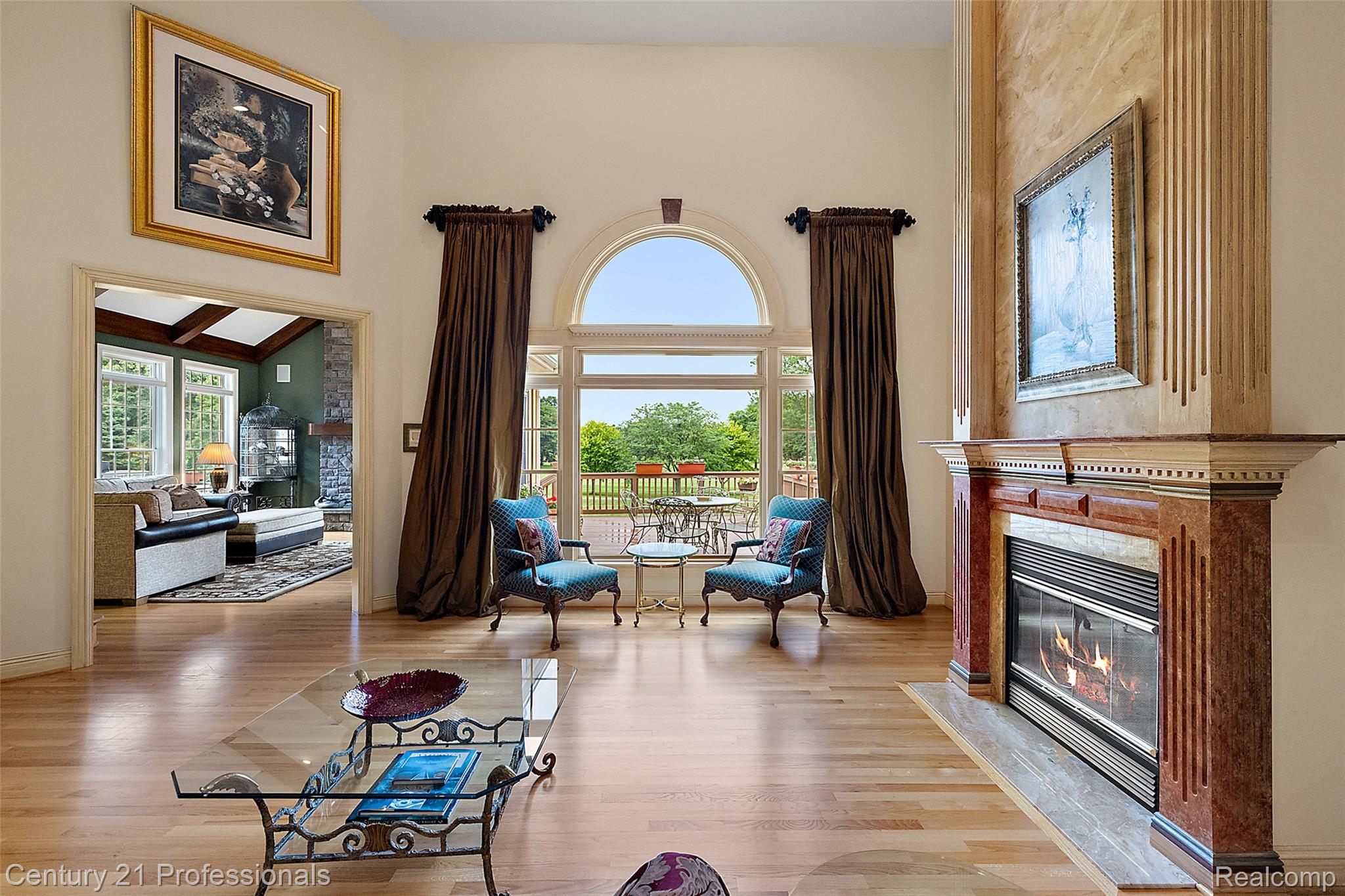 GrandBlanc, Michigan, 48439, United States, 4 Bedrooms Bedrooms, ,5 BathroomsBathrooms,Residential,For Sale,1980457