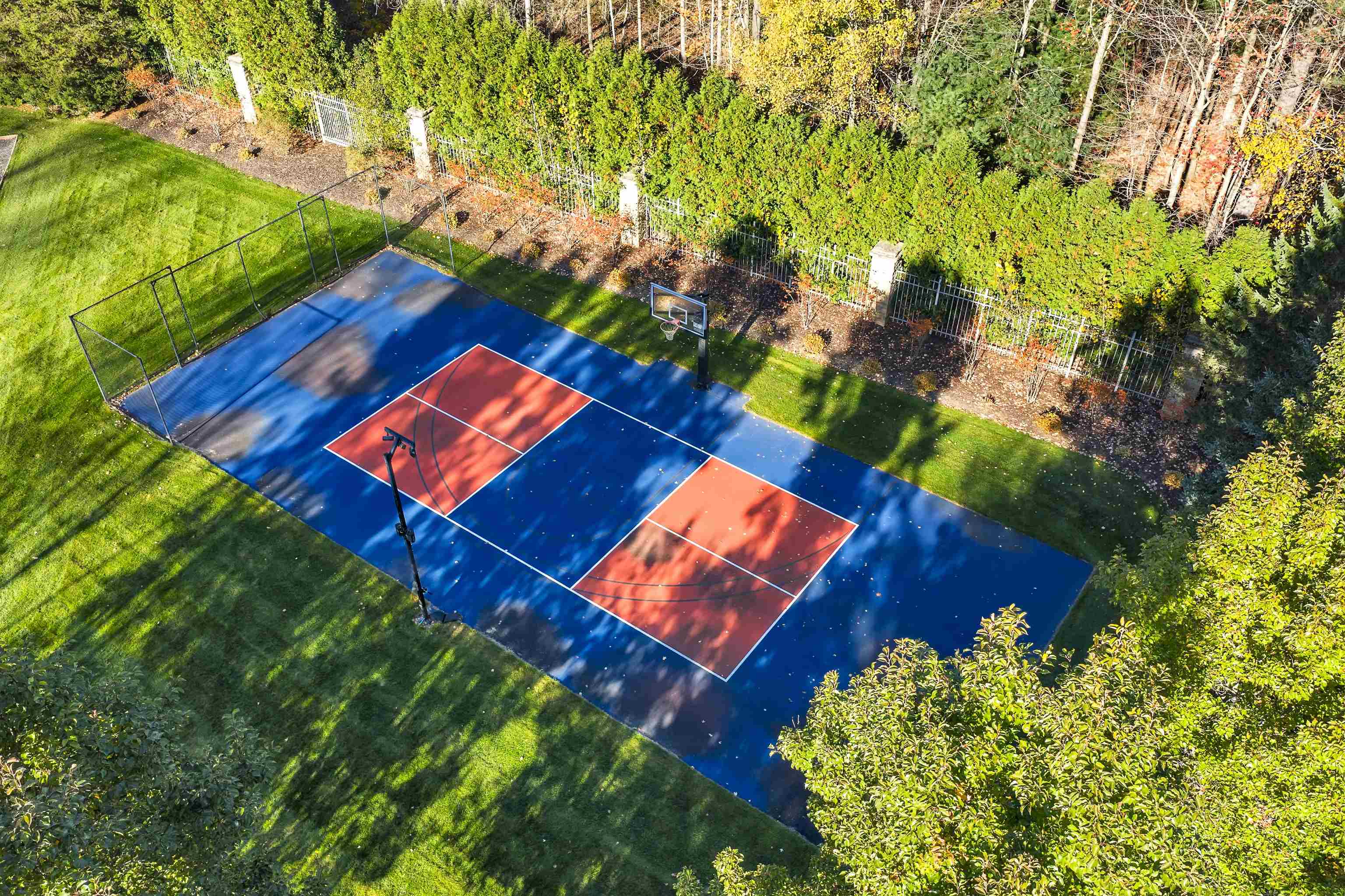 HOBART, Wisconsin, 54155, United States, 4 Bedrooms Bedrooms, ,7 BathroomsBathrooms,Residential,For Sale,1991559