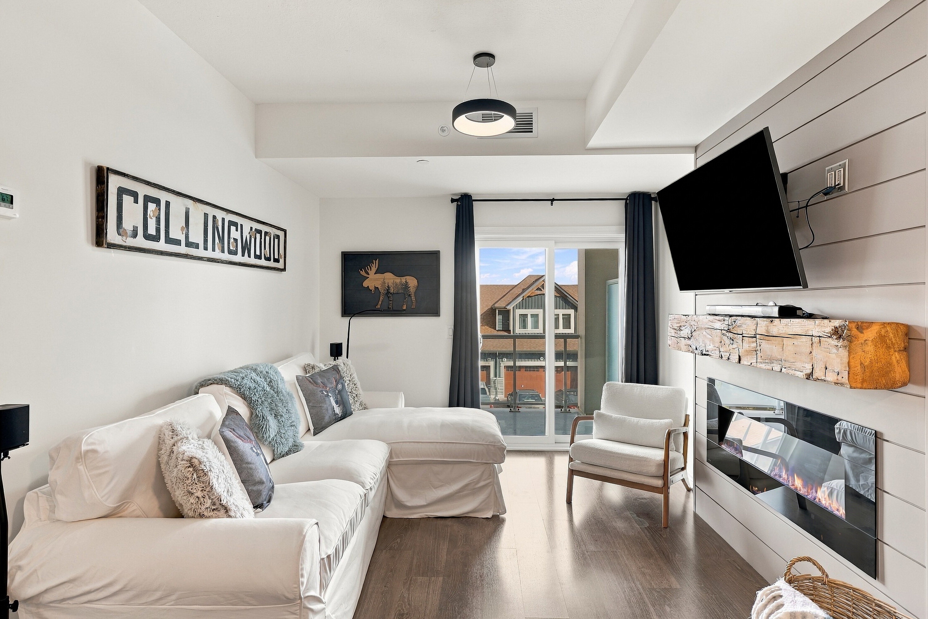  Charming Collingwood Condo - 物件實景