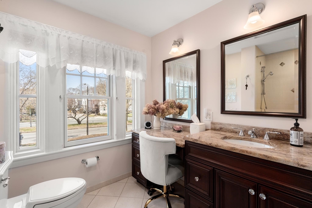 Milton, Massachusetts, 02186, United States, 3 Bedrooms Bedrooms, ,3 BathroomsBathrooms,Residential,For Sale,1941050
