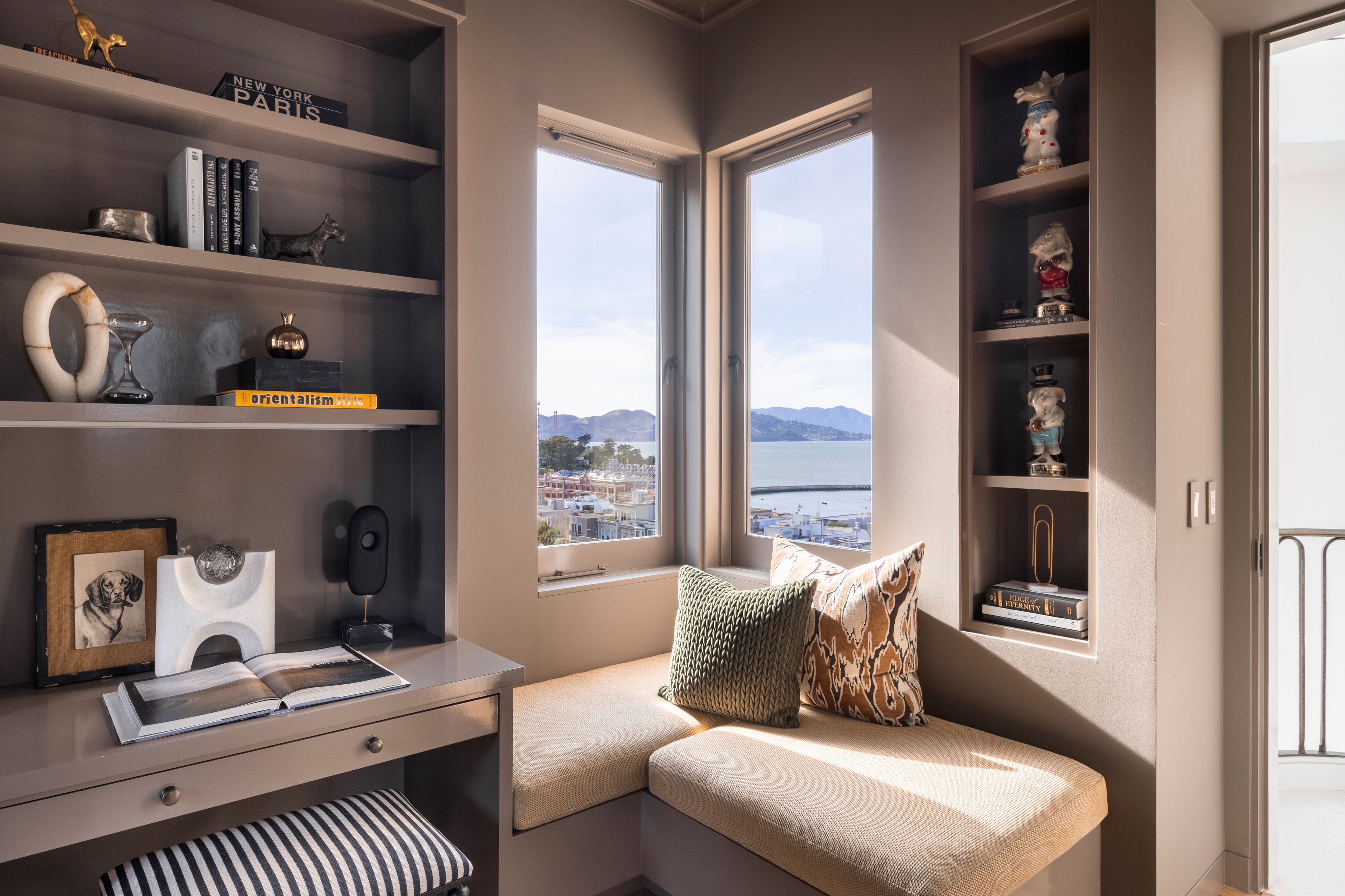  888 Francisco Street - 物件實景