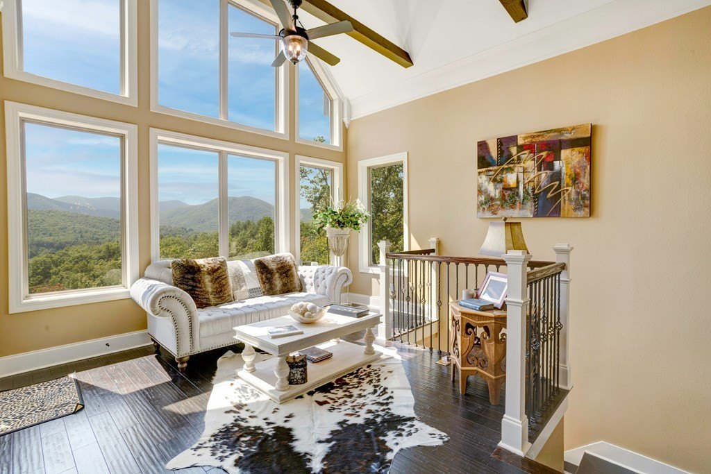 Hiawassee, Georgia, 30546, United States, 4 Bedrooms Bedrooms, ,5 BathroomsBathrooms,Residential,For Sale,1983256