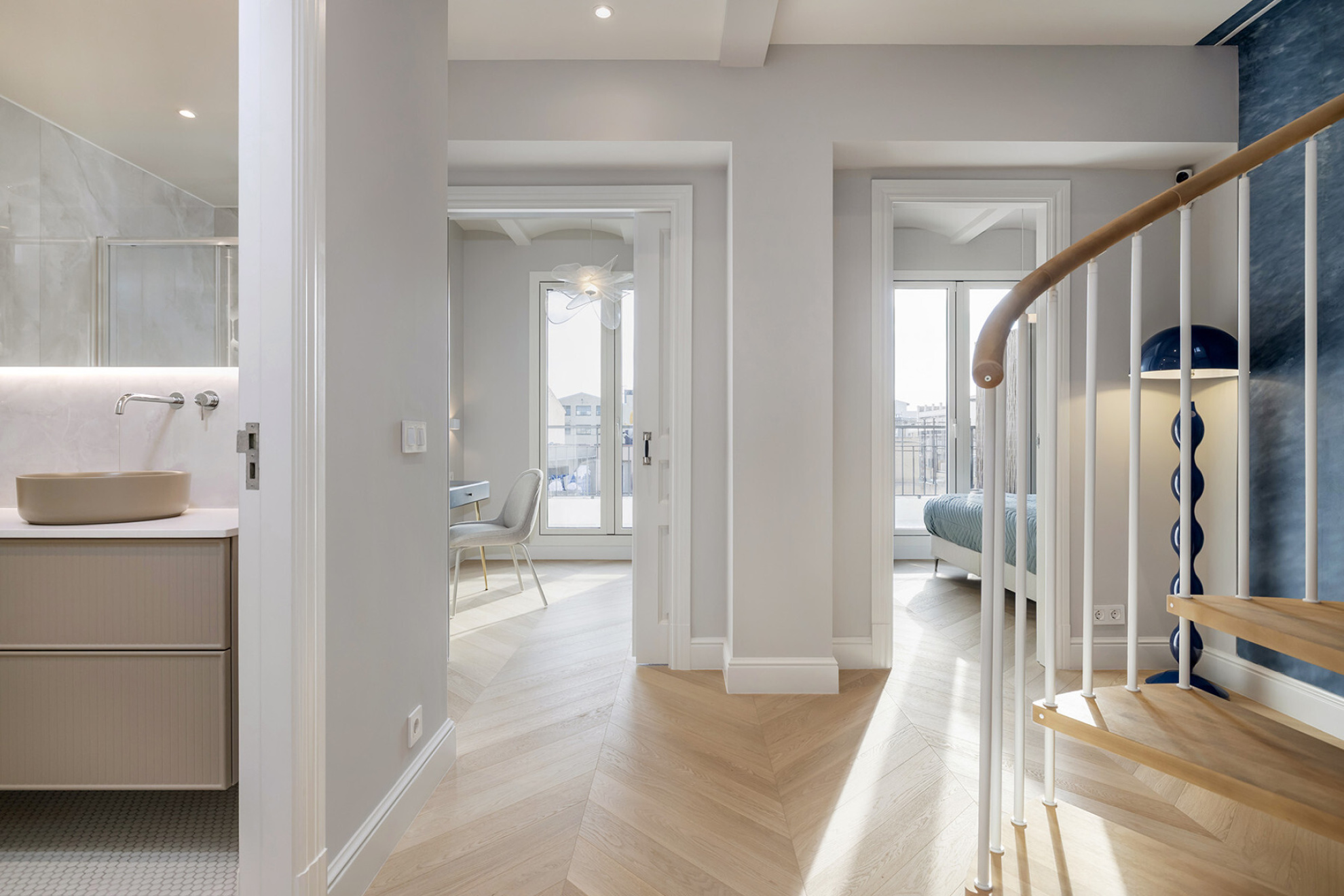 Impressive renovated duplex penthouse with terraces on both levels - 物件實景