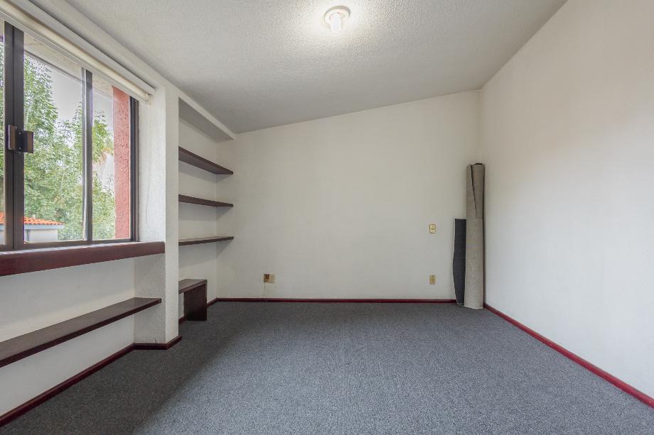 Álvaro Obregón, Ciudad de México, 01700, Mexico, 4 Bedrooms Bedrooms, ,3 BathroomsBathrooms,Residential,For Sale,1729158