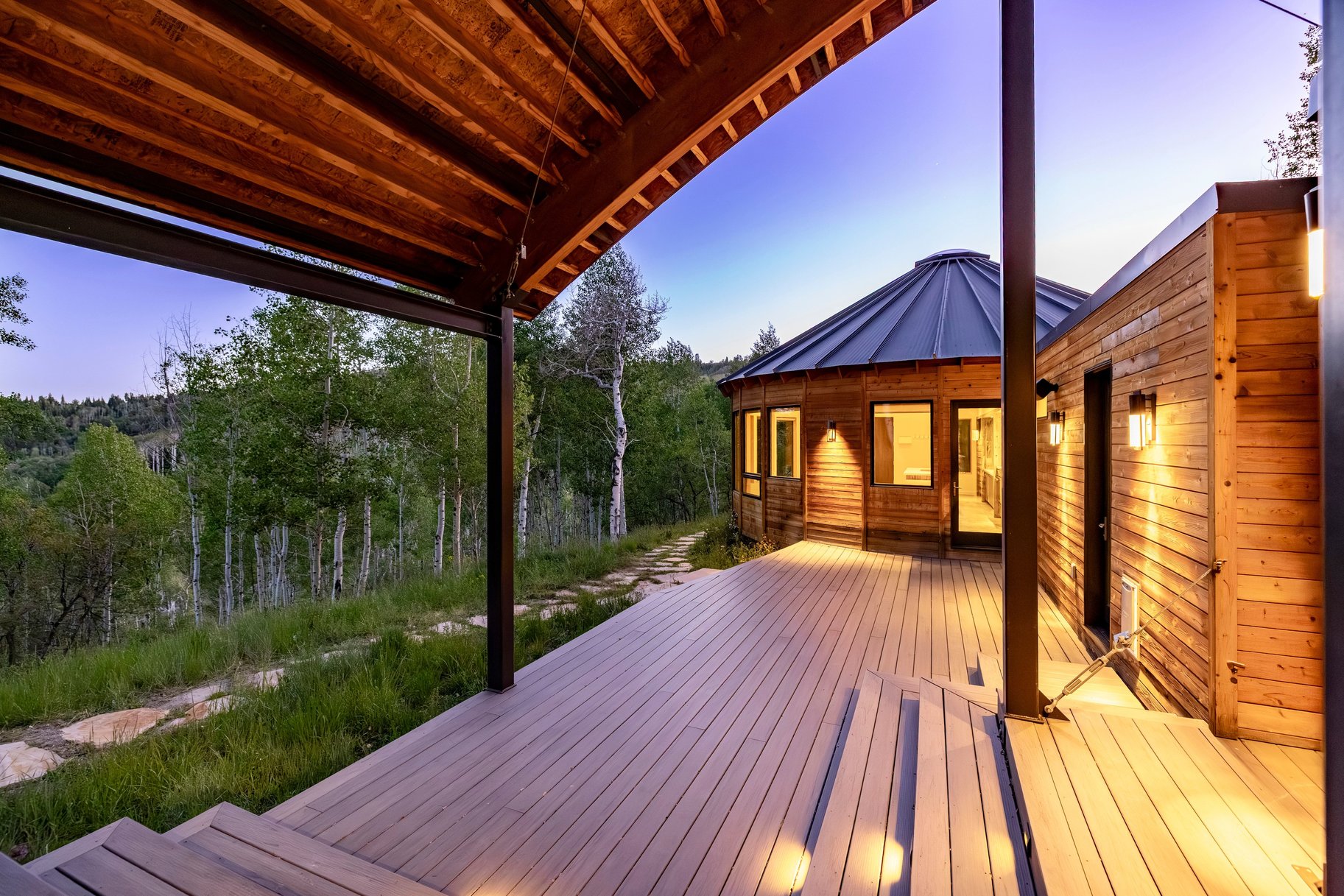  One of a Kind Mountain Retreat on Nearly 12 Acres with Panoramic Ski Resort View - 物件實景