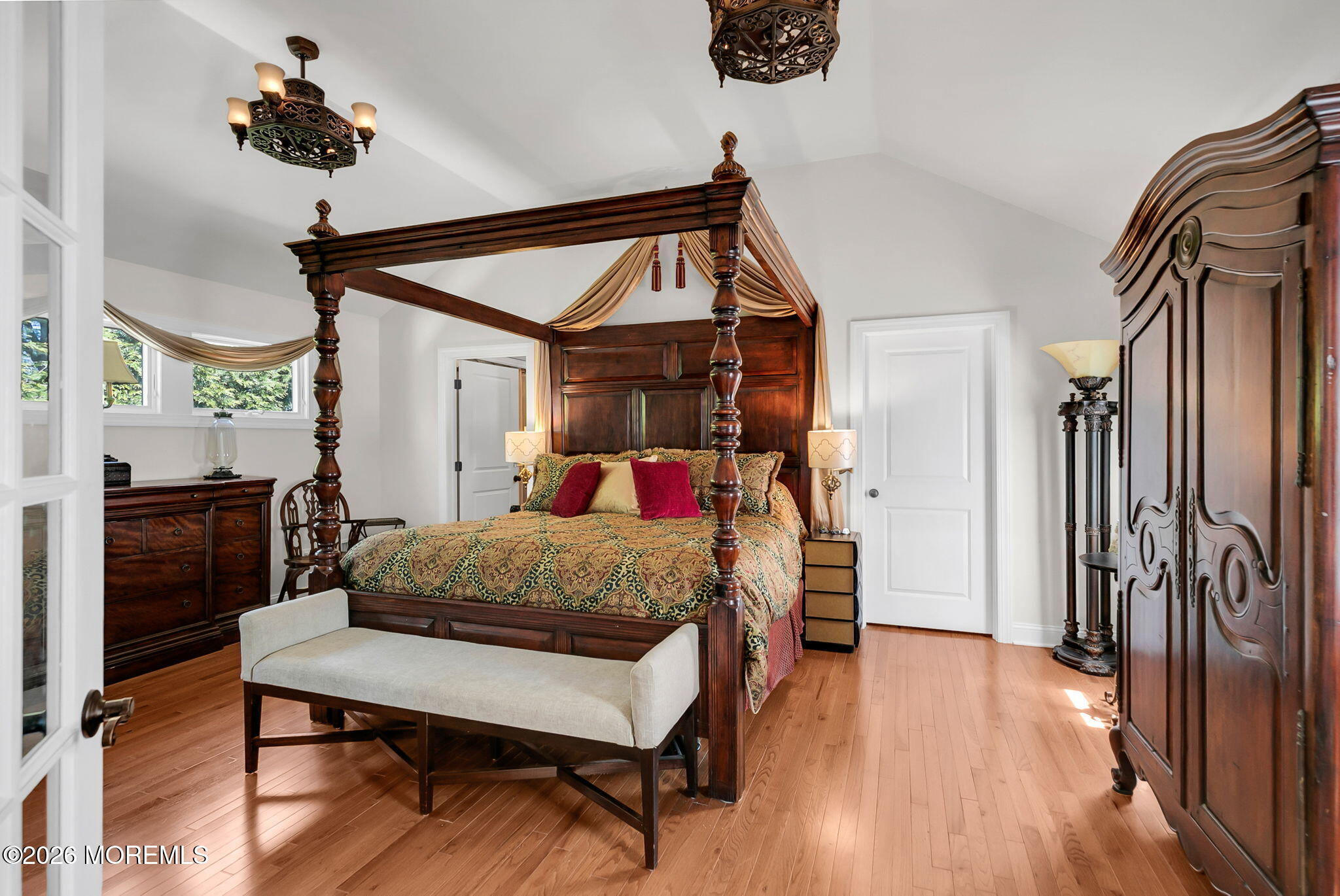 Red Bank, New Jersey, 07701, United States, ,3 BathroomsBathrooms,Residential,For Sale,2040176