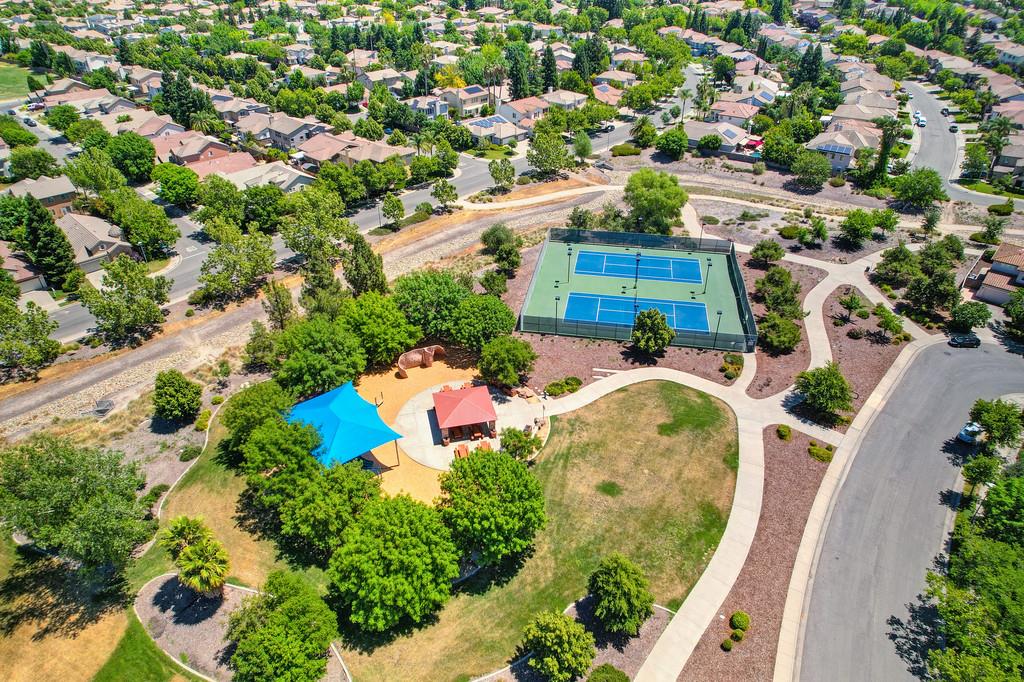 Sacramento, California, 95835, United States, 4 Bedrooms Bedrooms, ,2 BathroomsBathrooms,Residential,For Sale,1957023