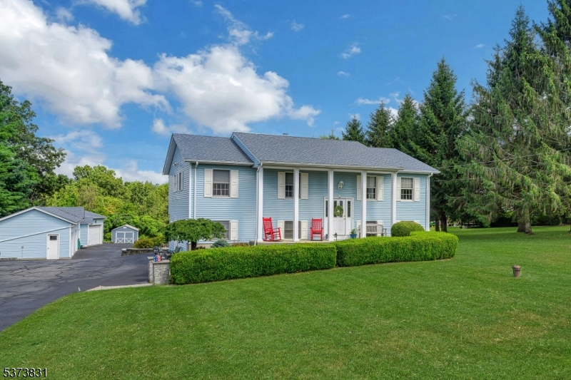 Frankford Twp., New Jersey, 07826, United States, 4 Bedrooms Bedrooms, ,4 BathroomsBathrooms,Residential,For Sale,1901046