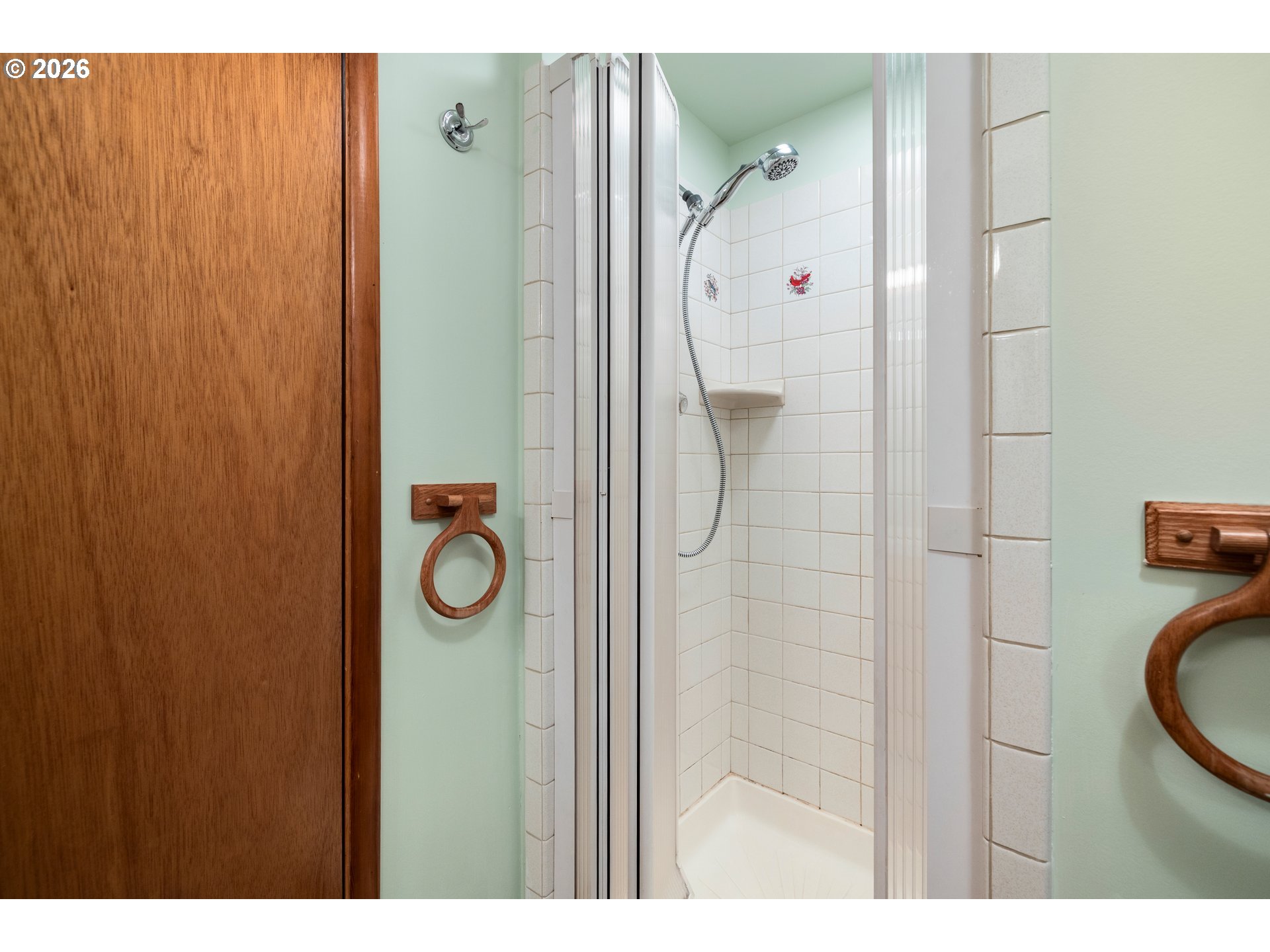 Portland, Oregon, 97230, United States, 3 Bedrooms Bedrooms, ,2 BathroomsBathrooms,Residential,For Sale,2040428