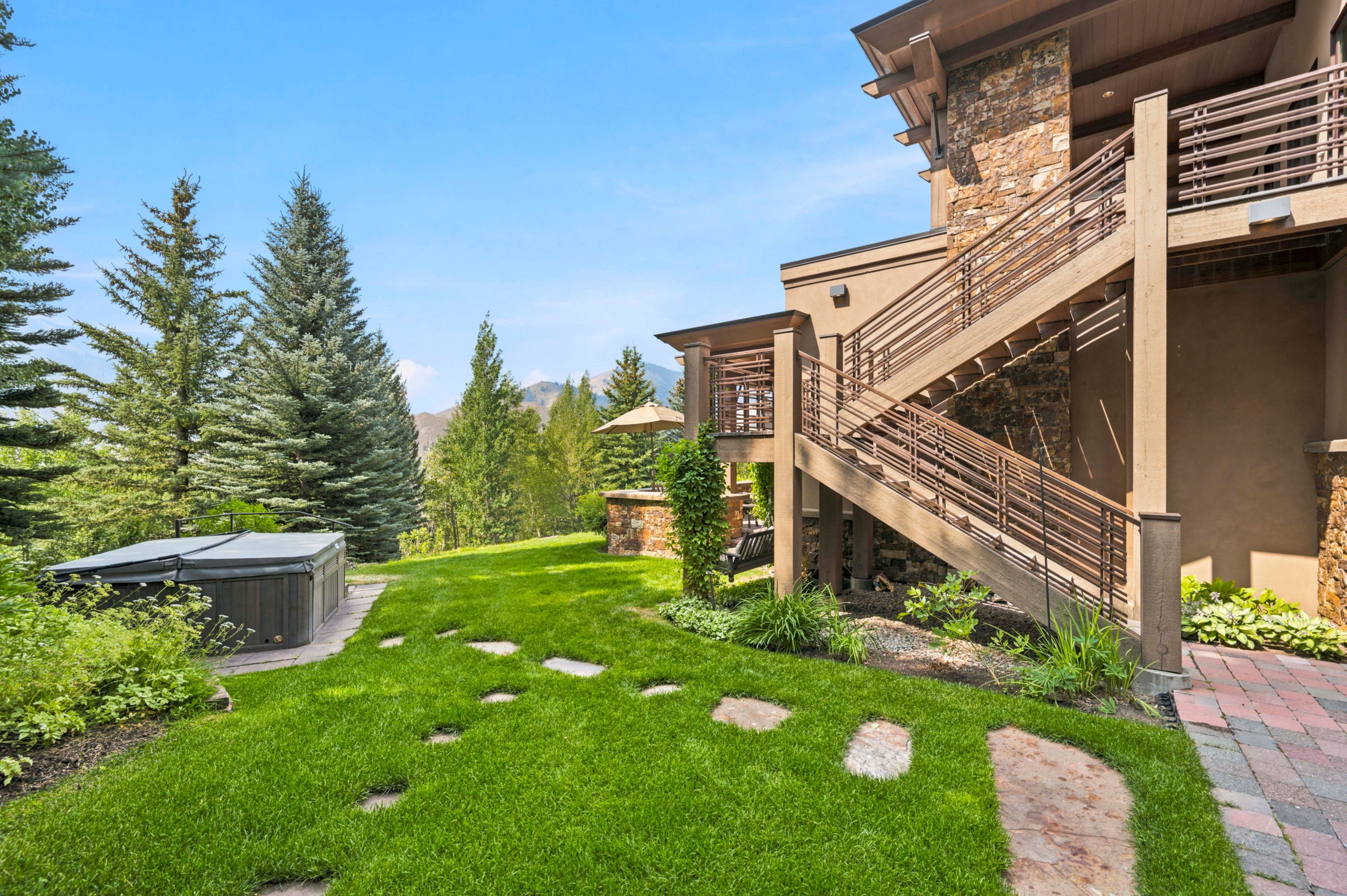  Nothing Compares to an Exquisite Bigwood Residence - 物件實景