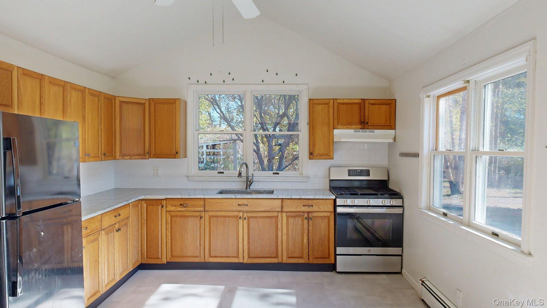 Center Moriches, New York, 11934, United States, 3 Bedrooms Bedrooms, ,1 BathroomBathrooms,Residential,For Sale,1990243