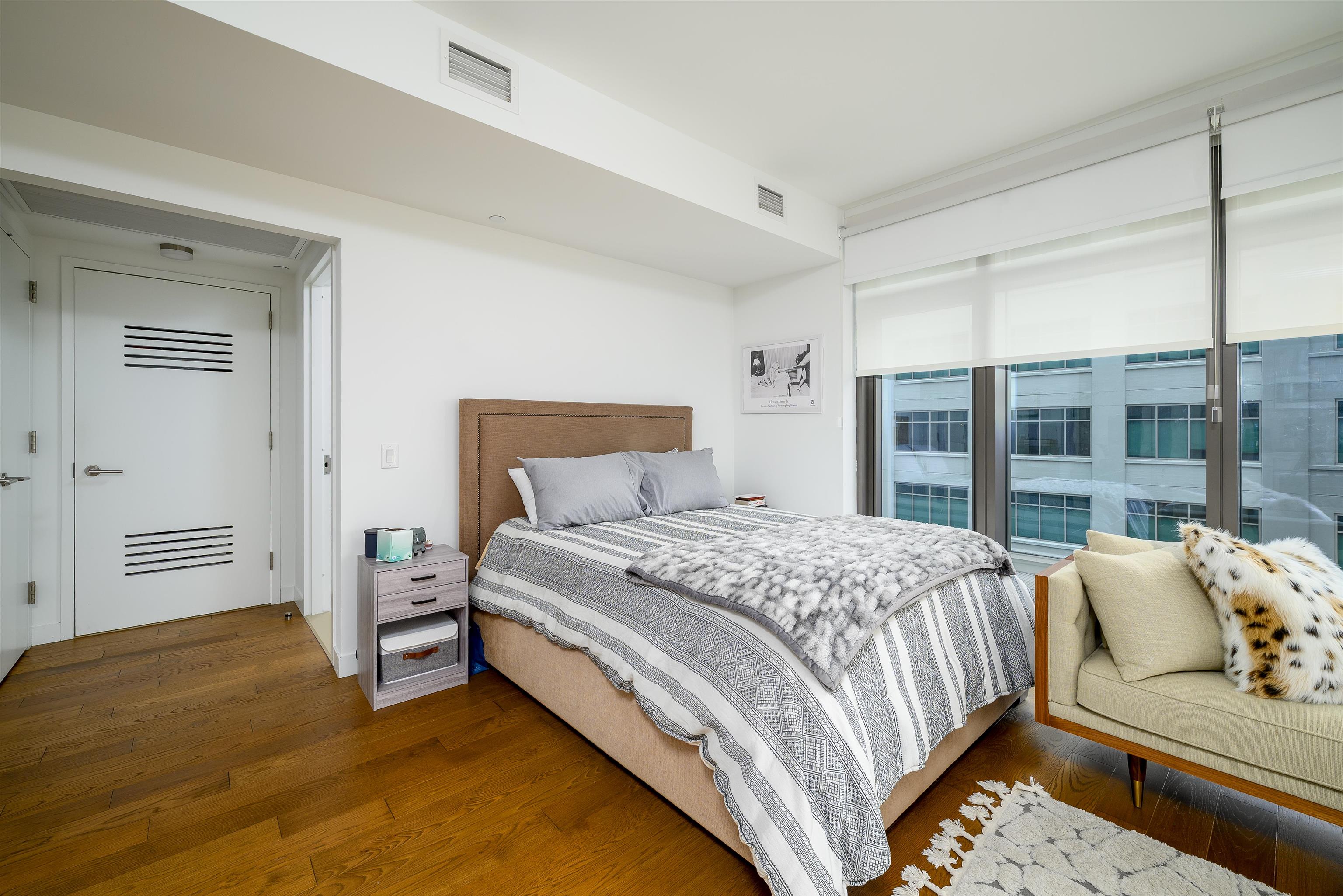 Jersey City, New Jersey, 07302, United States, ,1 BathroomBathrooms,Residential,For Sale,1987904